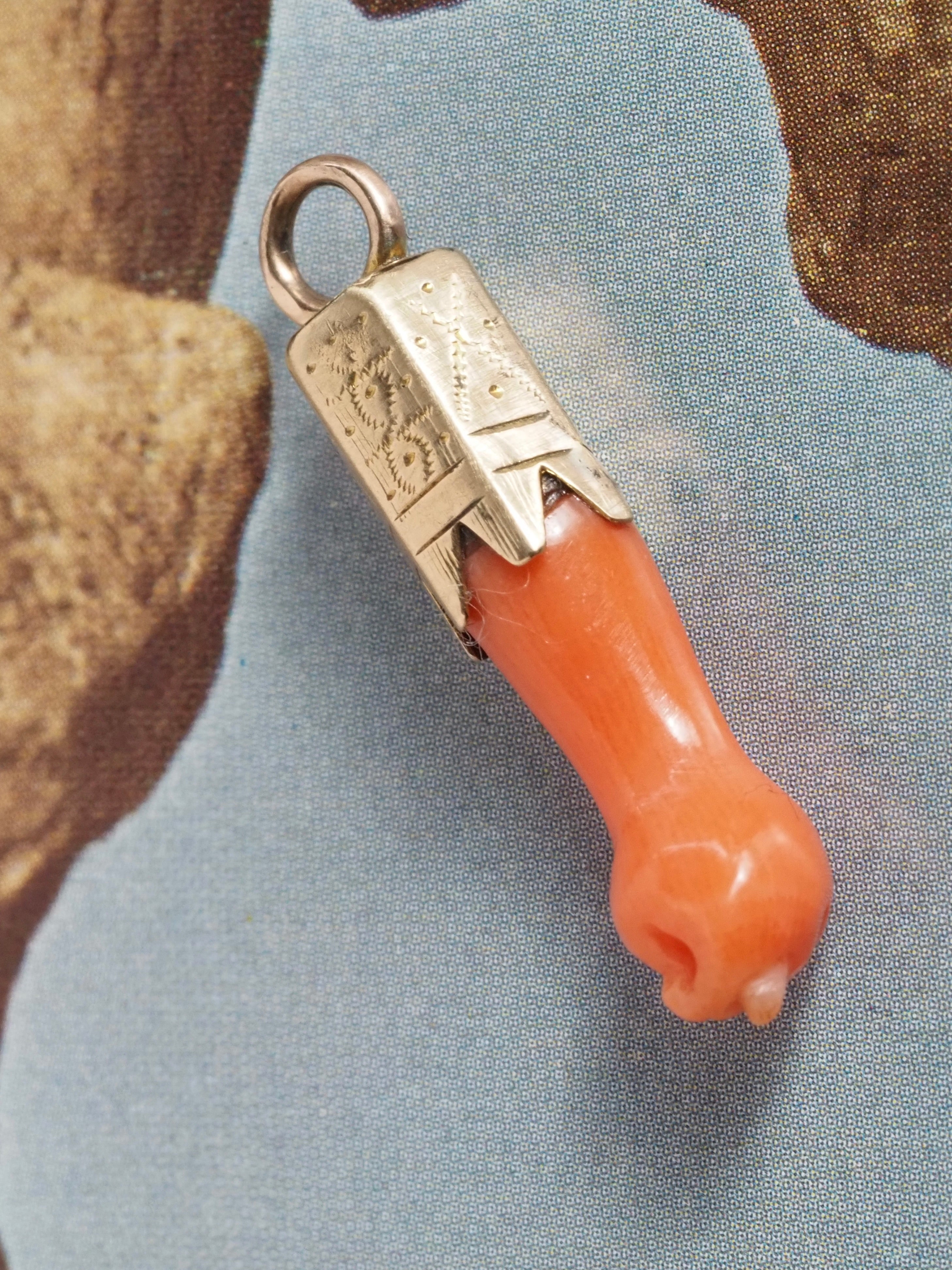 Antique Victorian 14k Gold Coral Mano Figa Charm