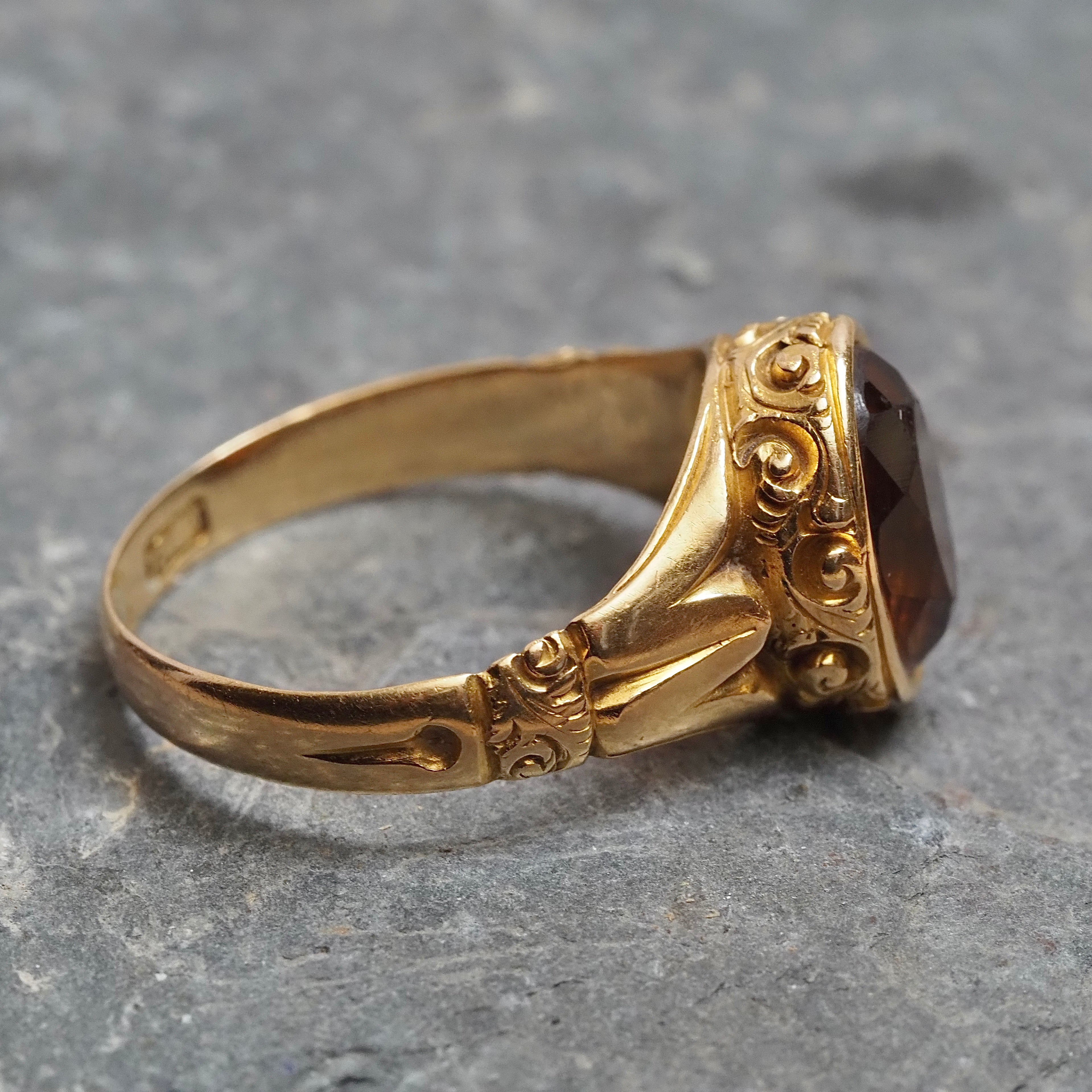 Antique English Citrine 18k Gold Ring