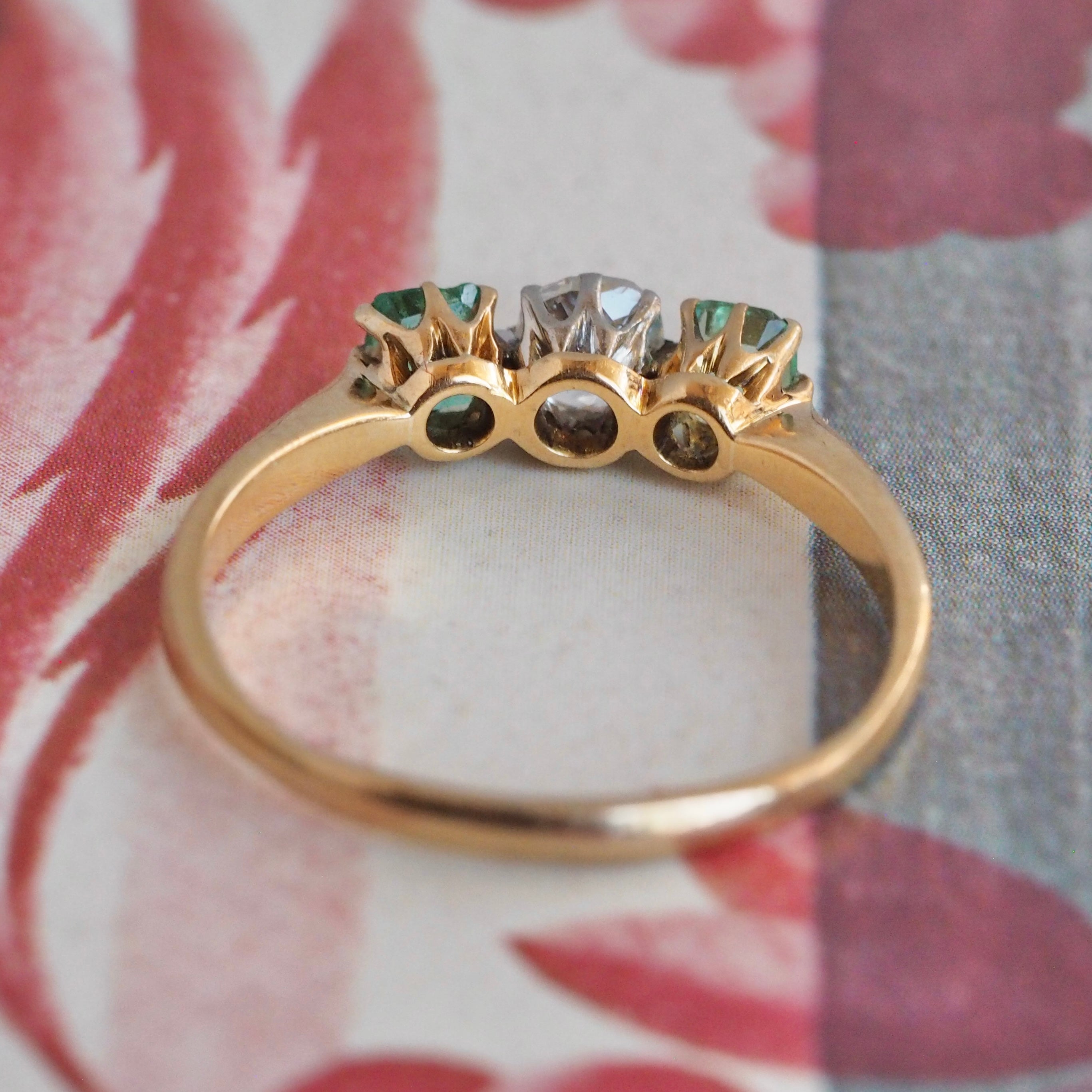 Antique Victorian 14k Gold Emerald and Old Mine Cut Diamond Trilogy Ring