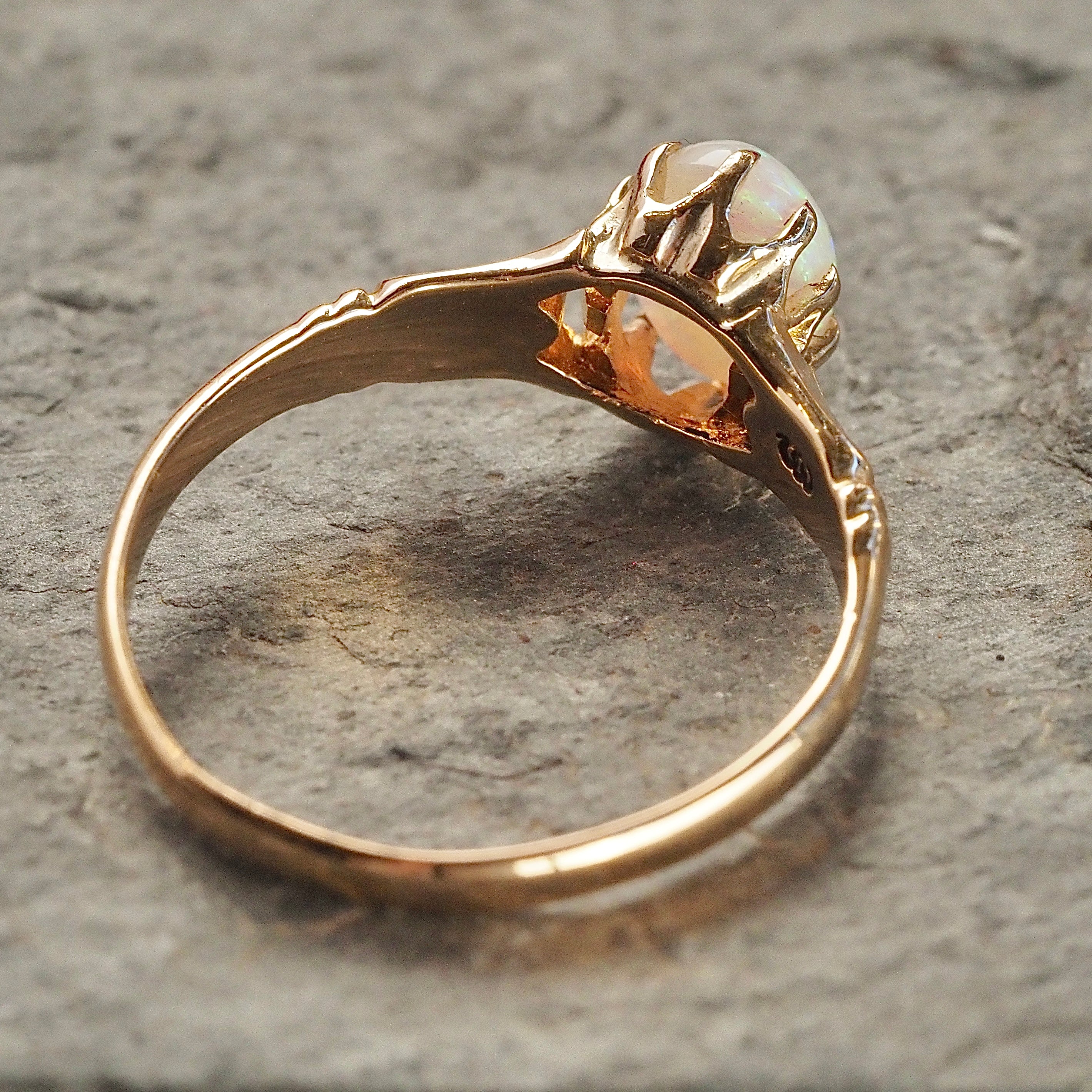 Antique Victorian Opal 10k Gold Ring