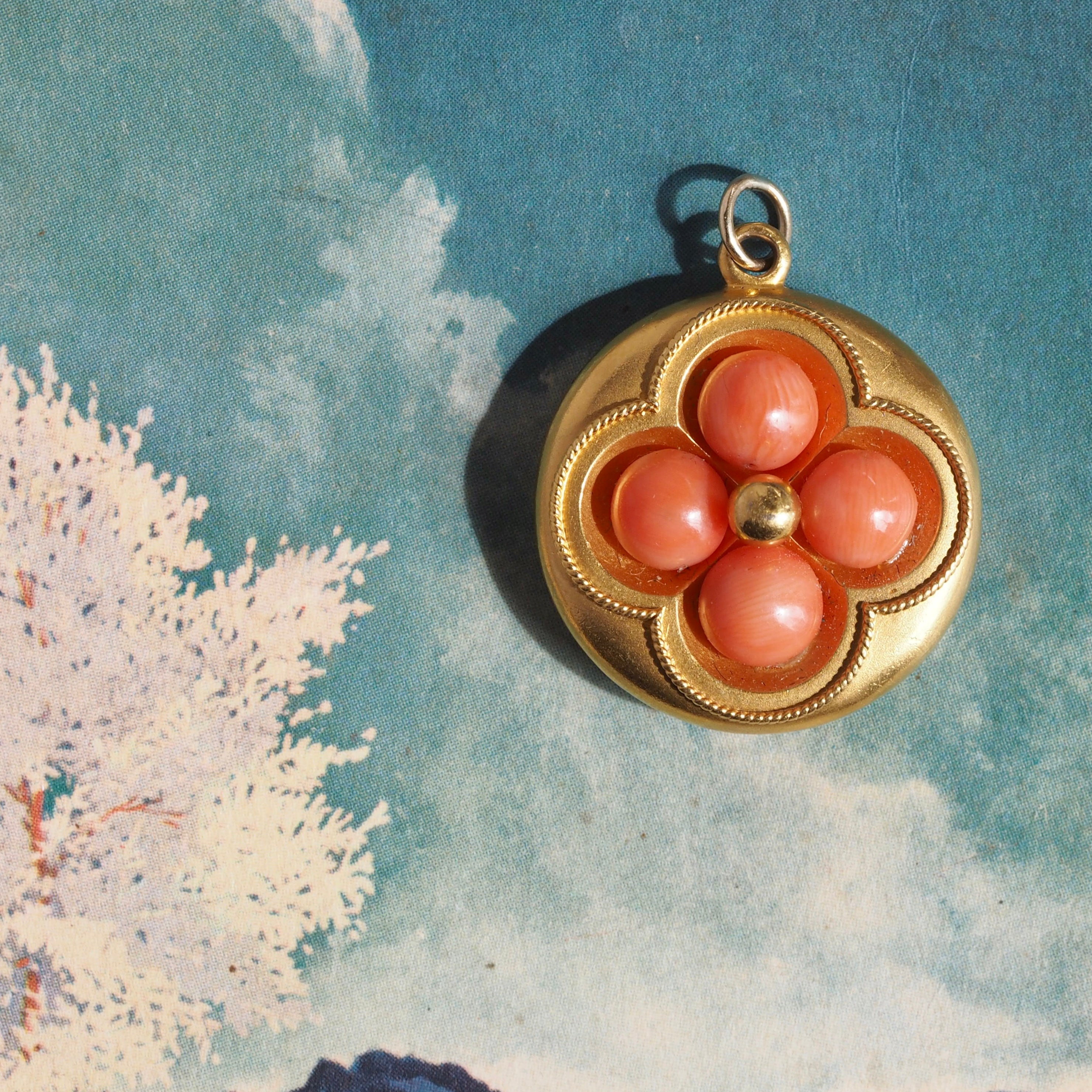 Antique Victorian Etruscan Revival 18k Gold Coral Flower Locket