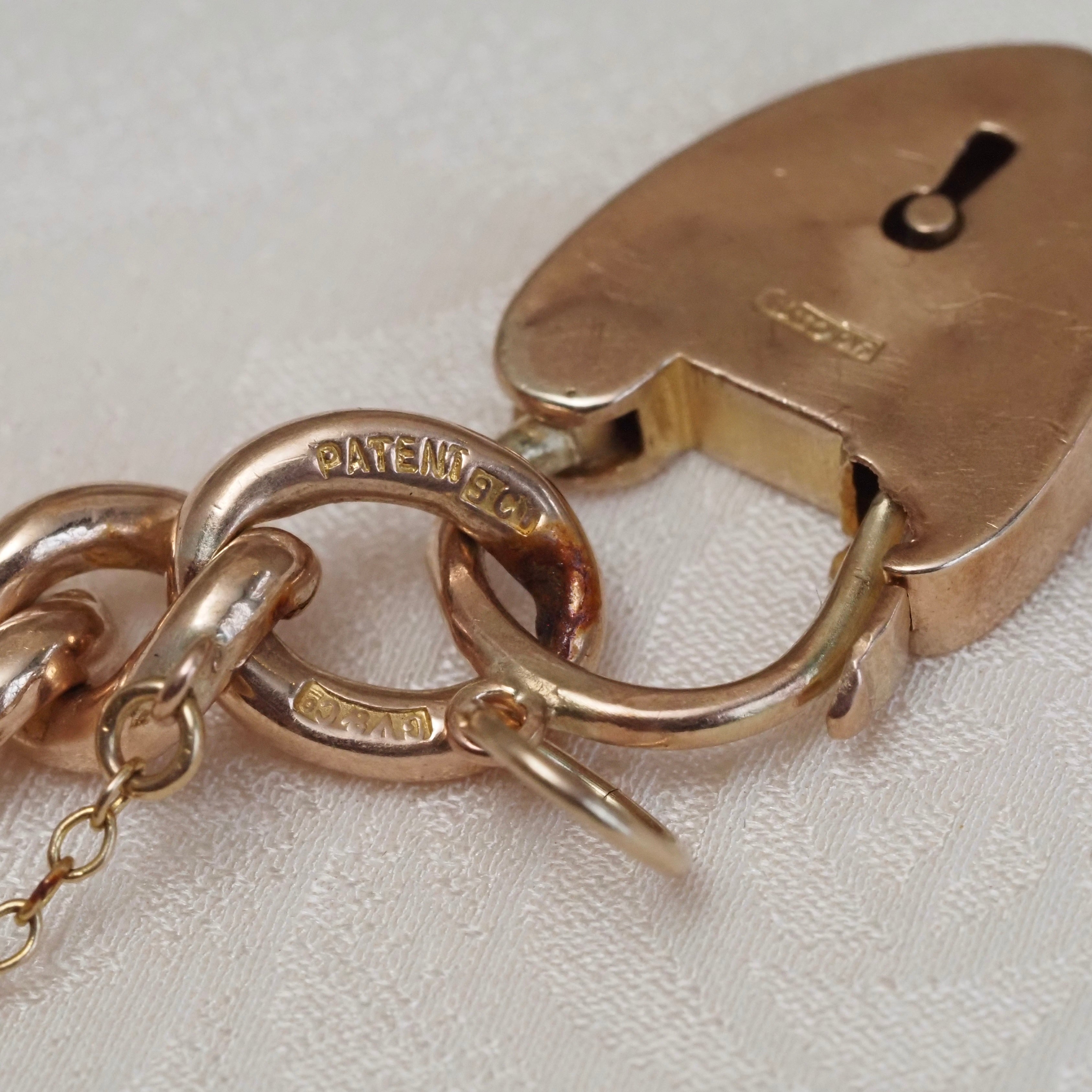 Antique Victorian English Removable Padlock Charm Curb Link Chain 9k Gold Bracelet