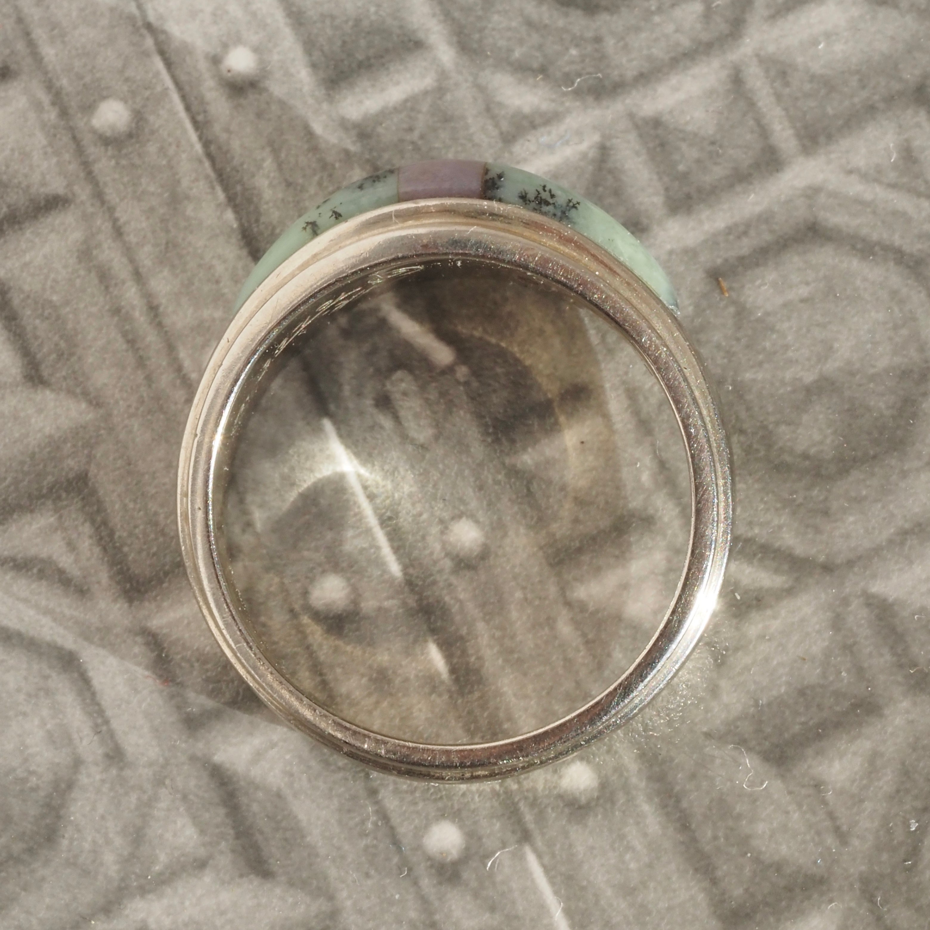 Domed Agate Inlaid 14k White Gold Ring