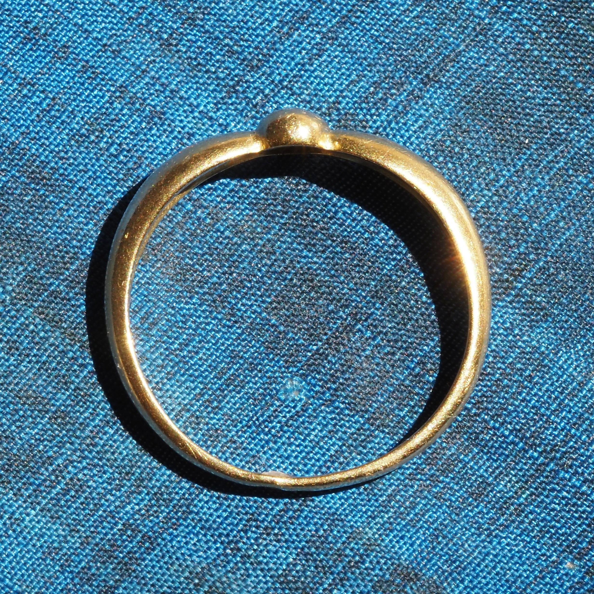 Vintage Portuguese 19k Gold Bow Ring