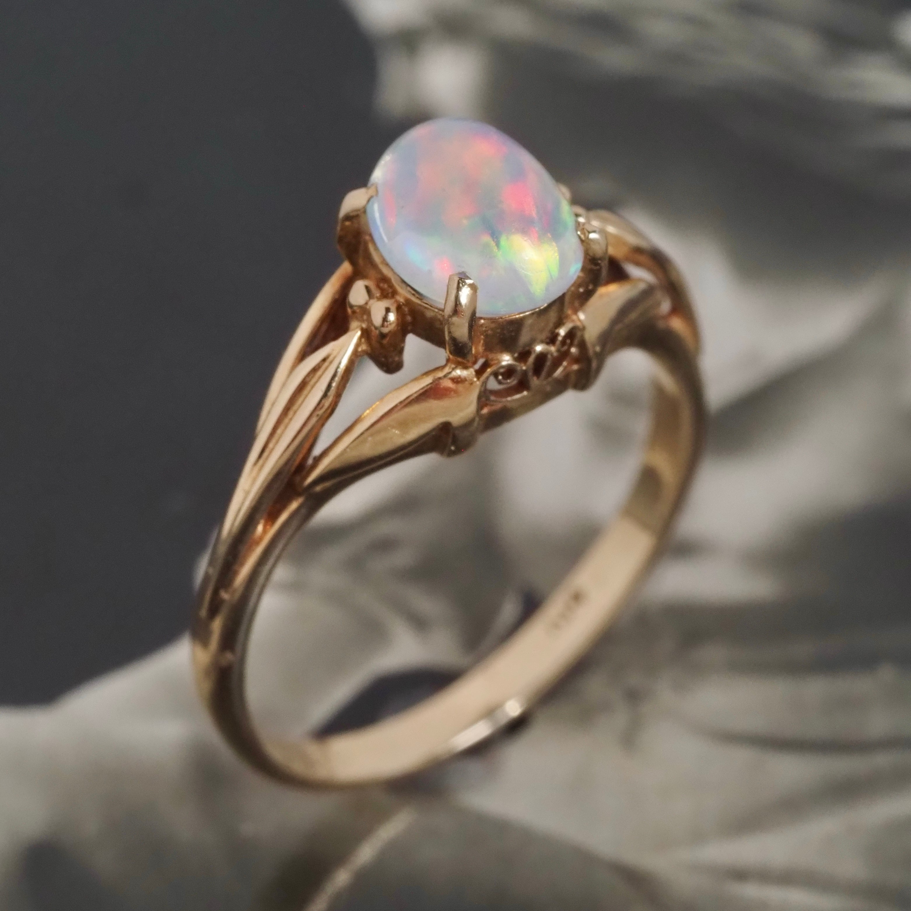 Vintage Victorian Style Opal 14k Gold Ring