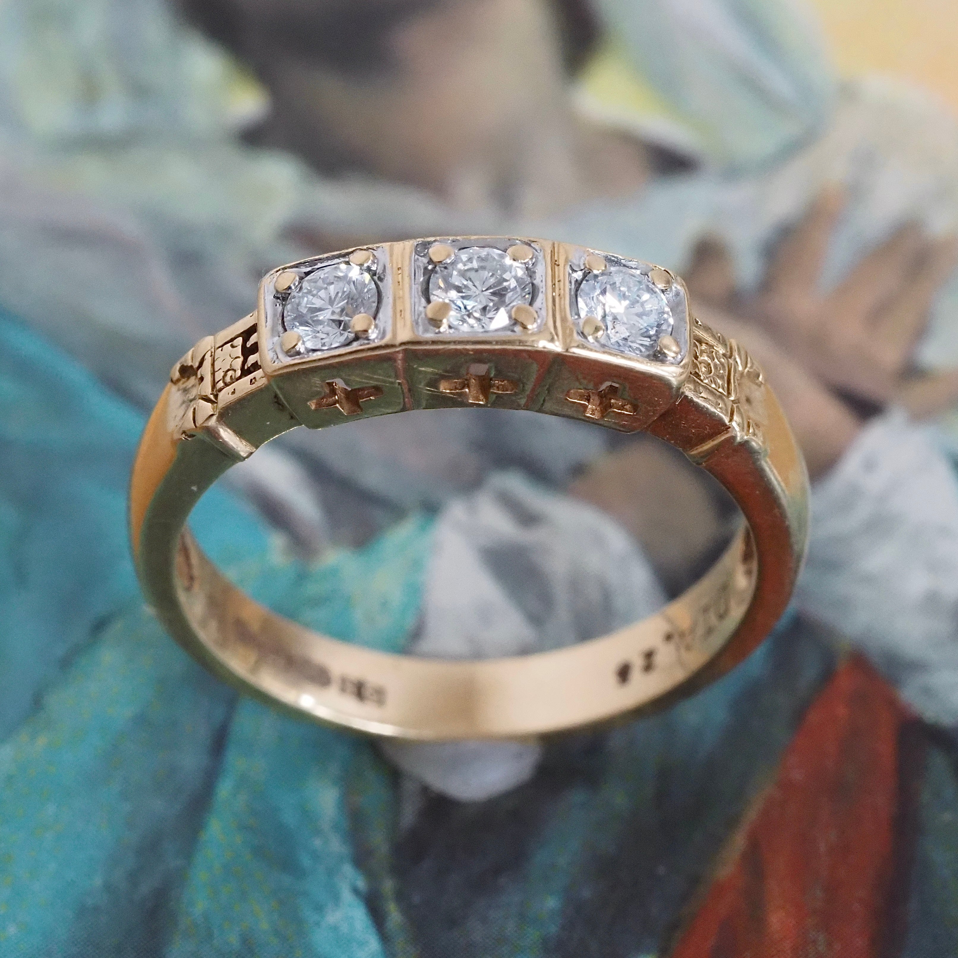 Vintage English Diamond Trilogy 18k Gold Castle Ring