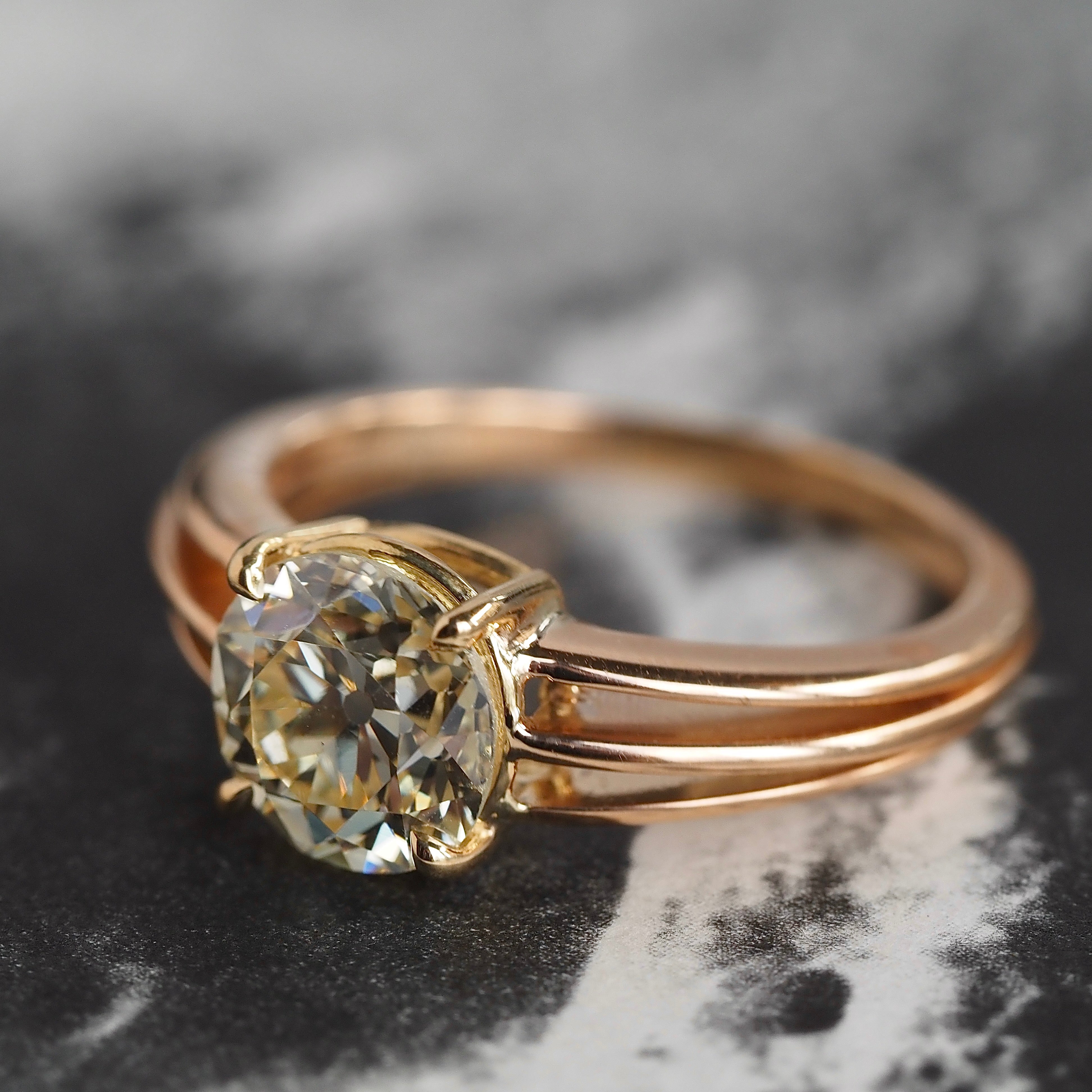 1.72ct Old European Cut Diamond 18k Gold Vintage Ring