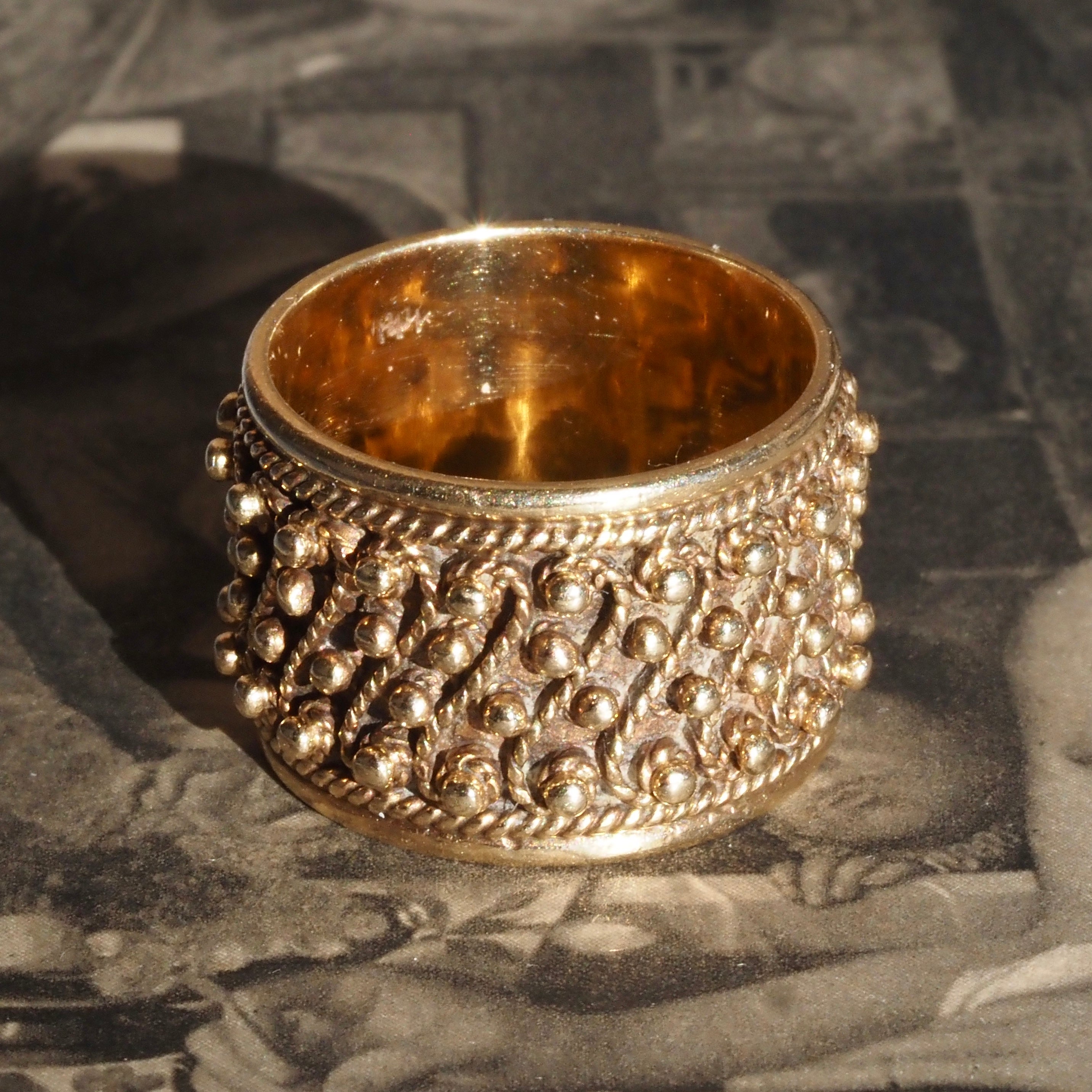 Vintage Ornate Wire Textured 14k Gold Wide Band