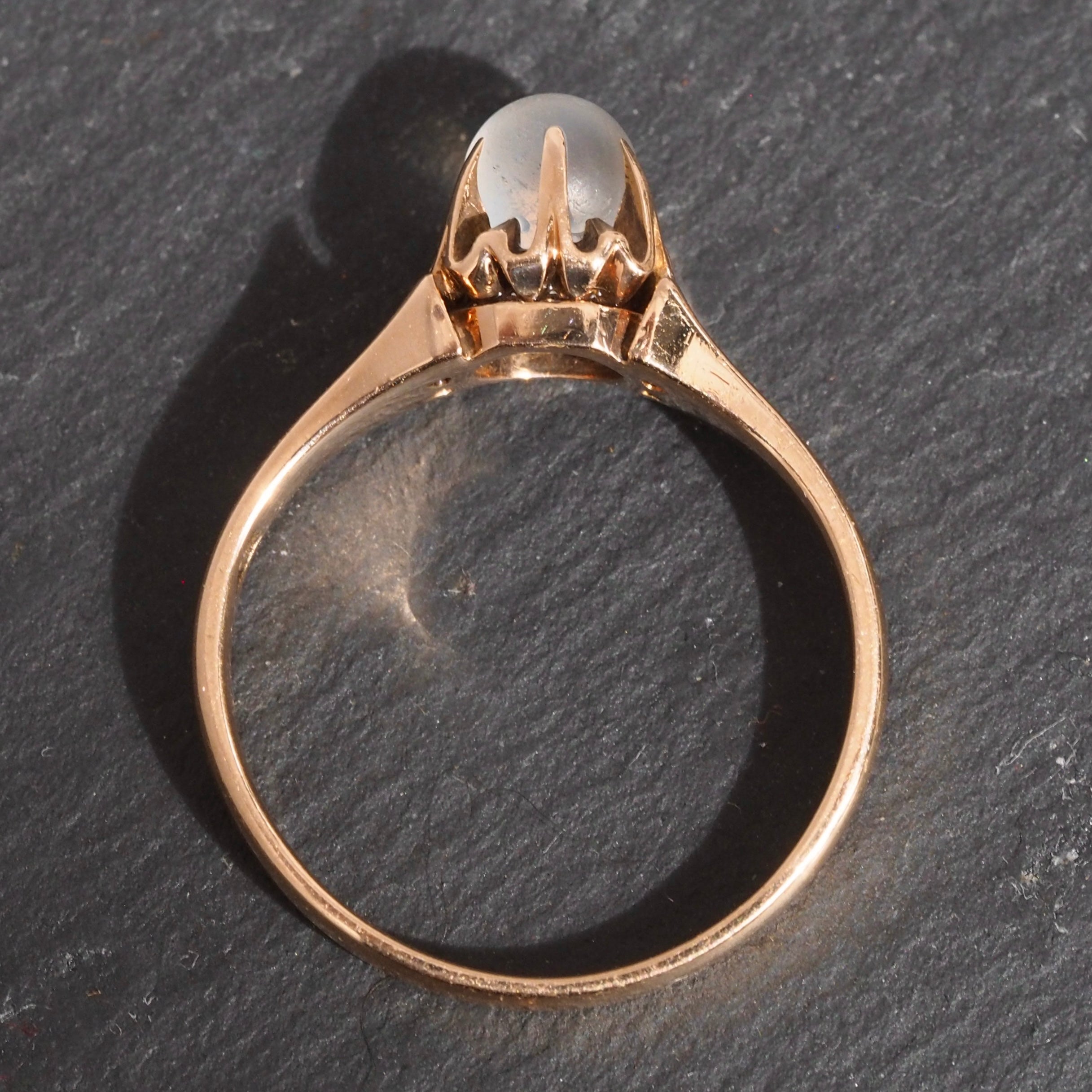 Antique Victorian 14k Gold Moonstone Solitaire Ring