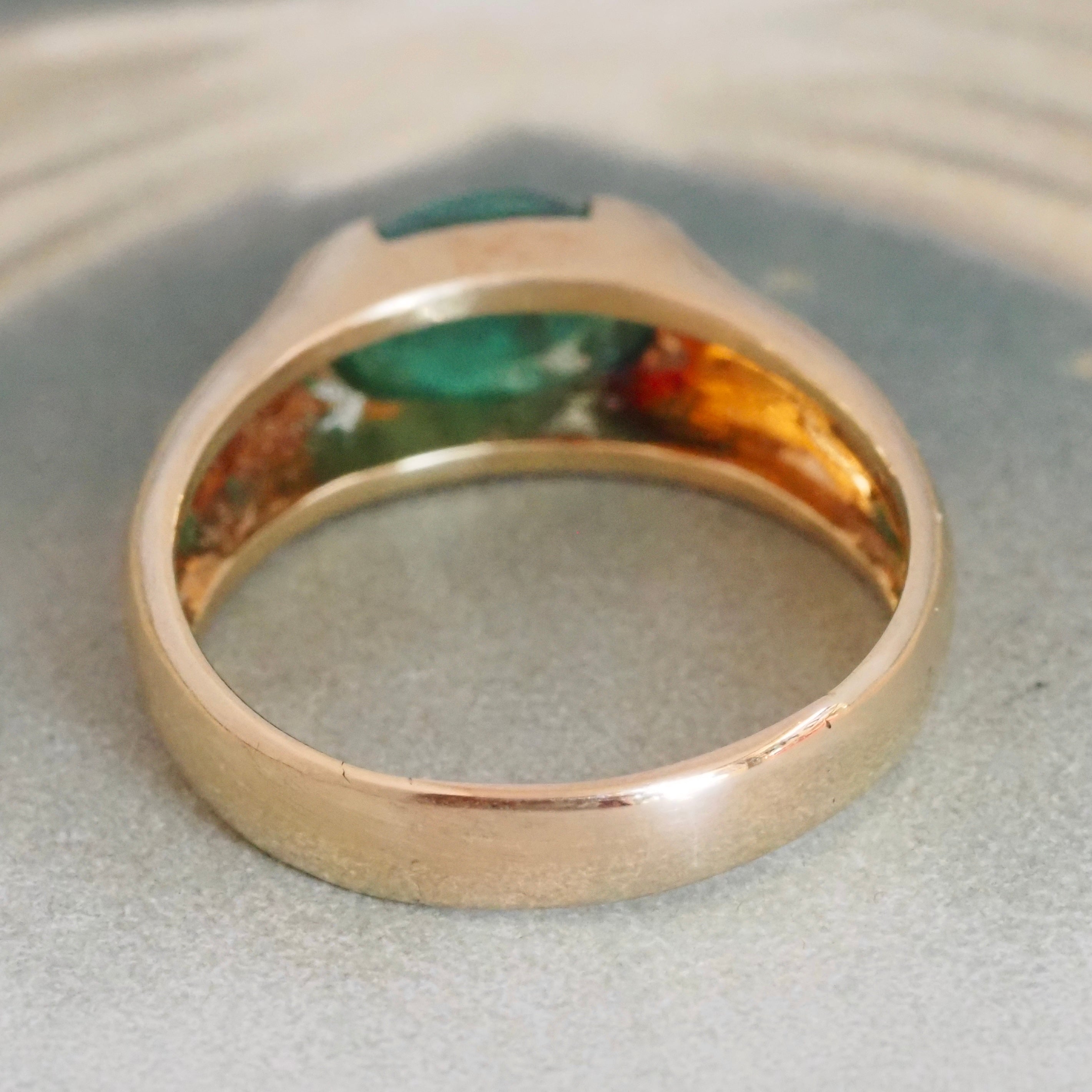 Vintage 18k Gold Emerald Ring