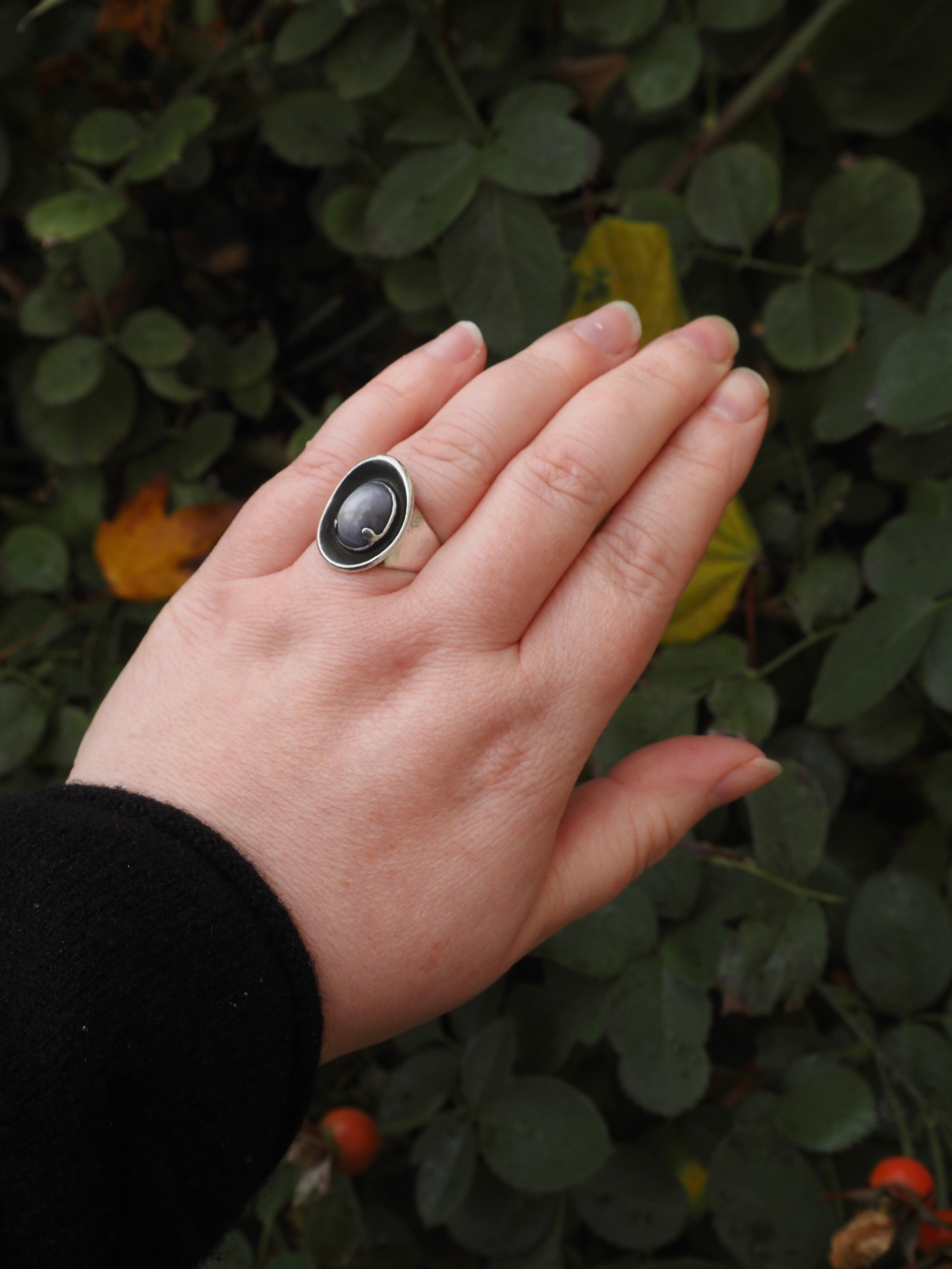 Vintage Star Sapphire Cabochon & Sterling Silver Ring