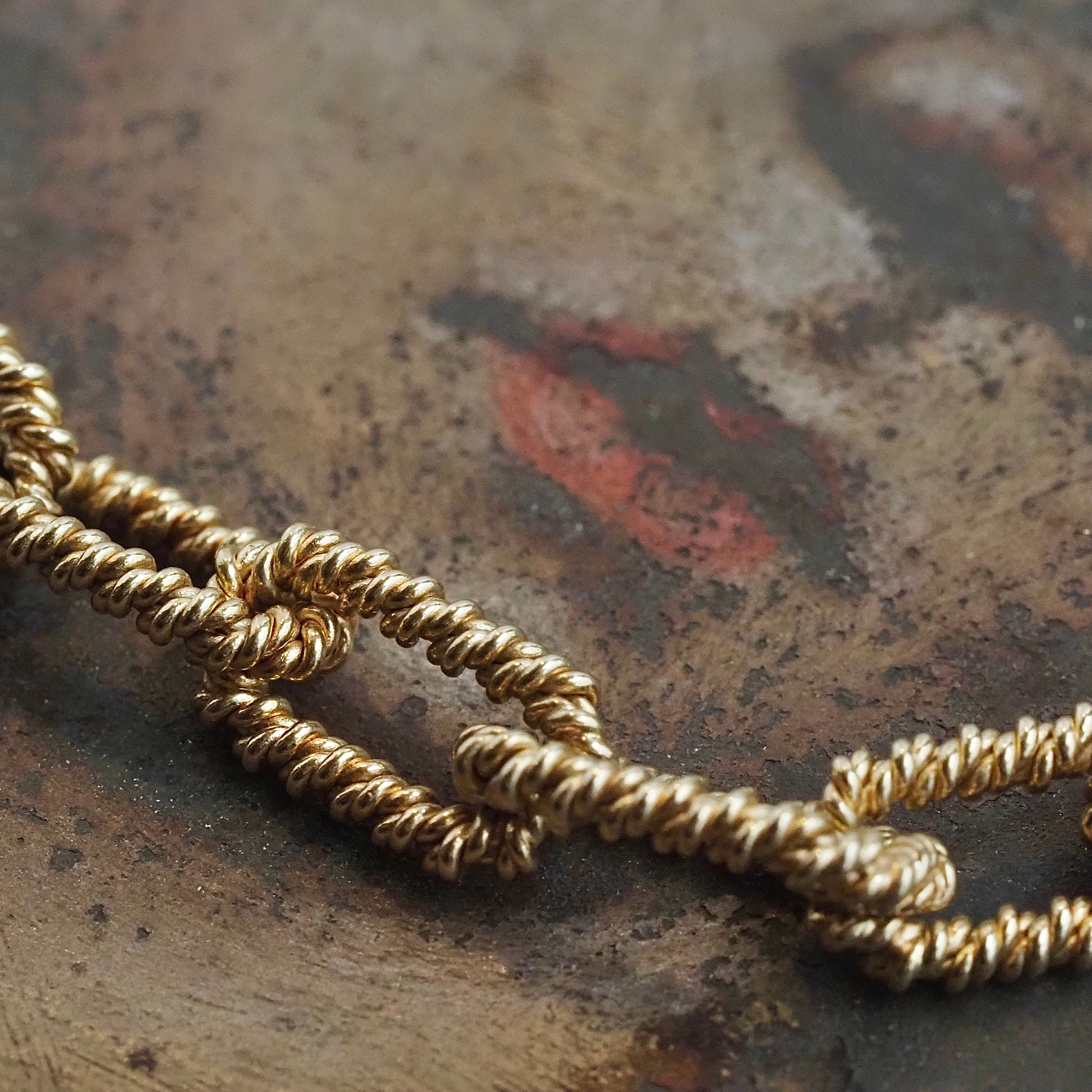 Vintage Solid 14k Gold Twisted Link Chain Bracelet