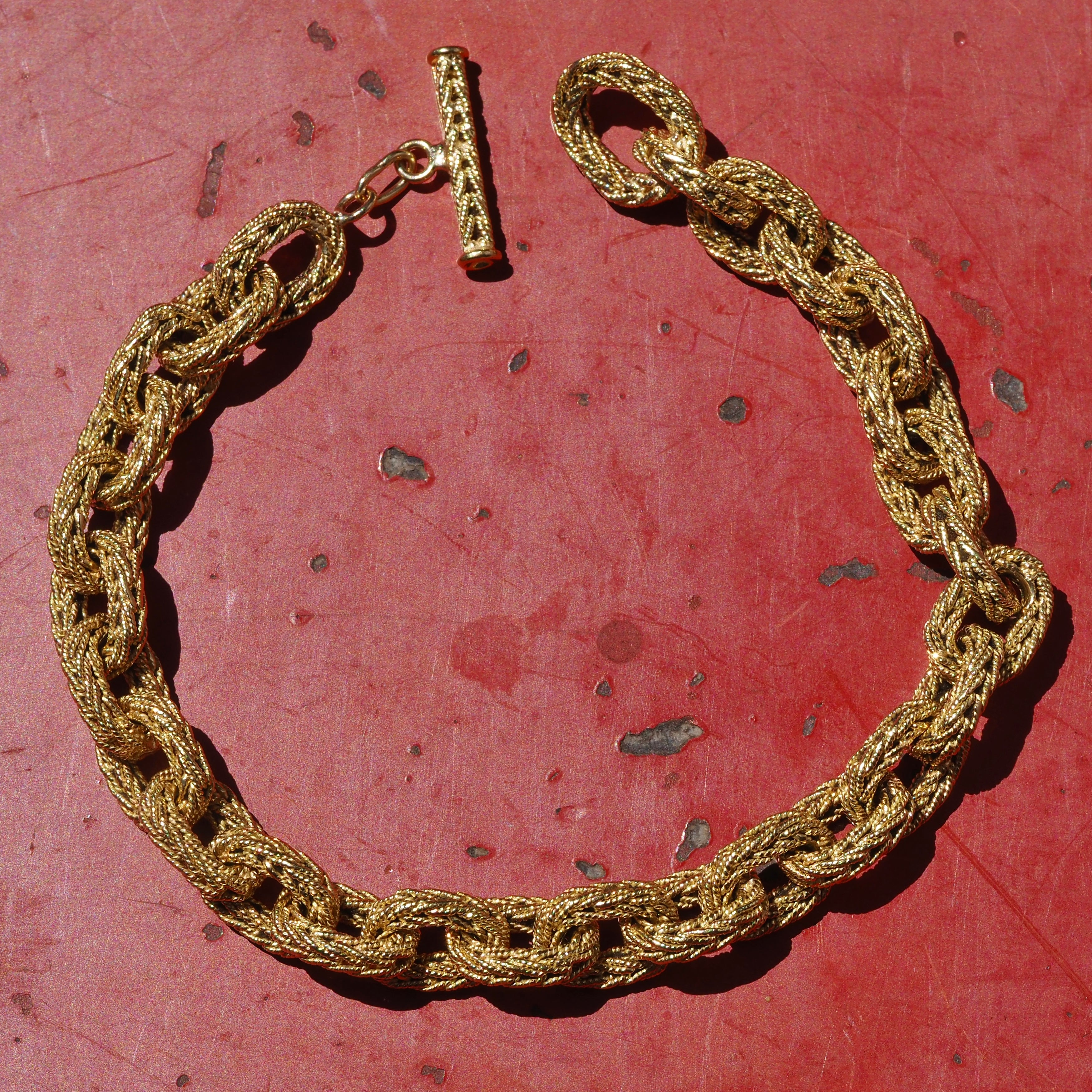 Vintage 18K Gold Woven Link Toggle Clasp Bracelet