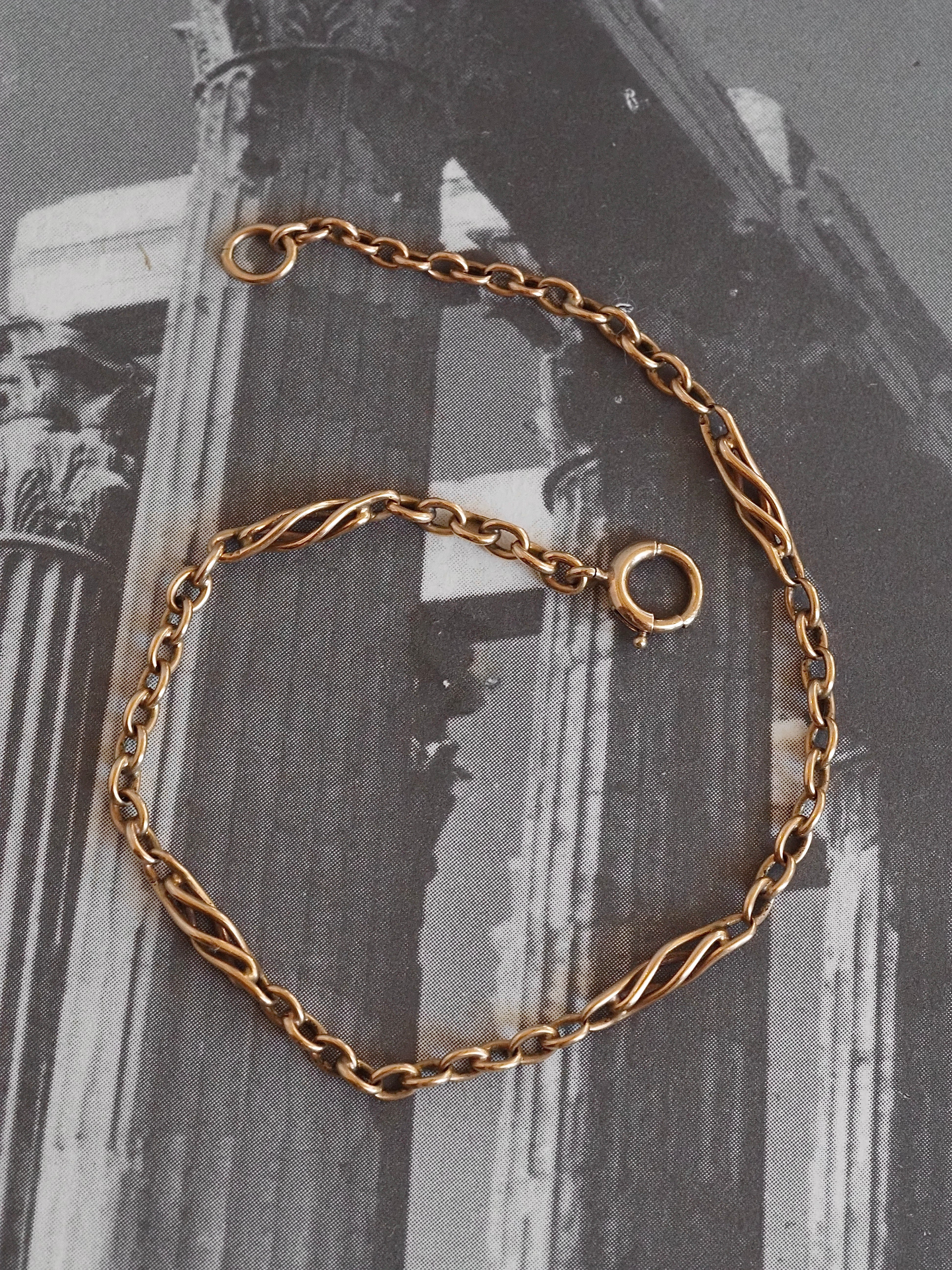 Vintage 14k Gold Swirly Station Link Bracelet