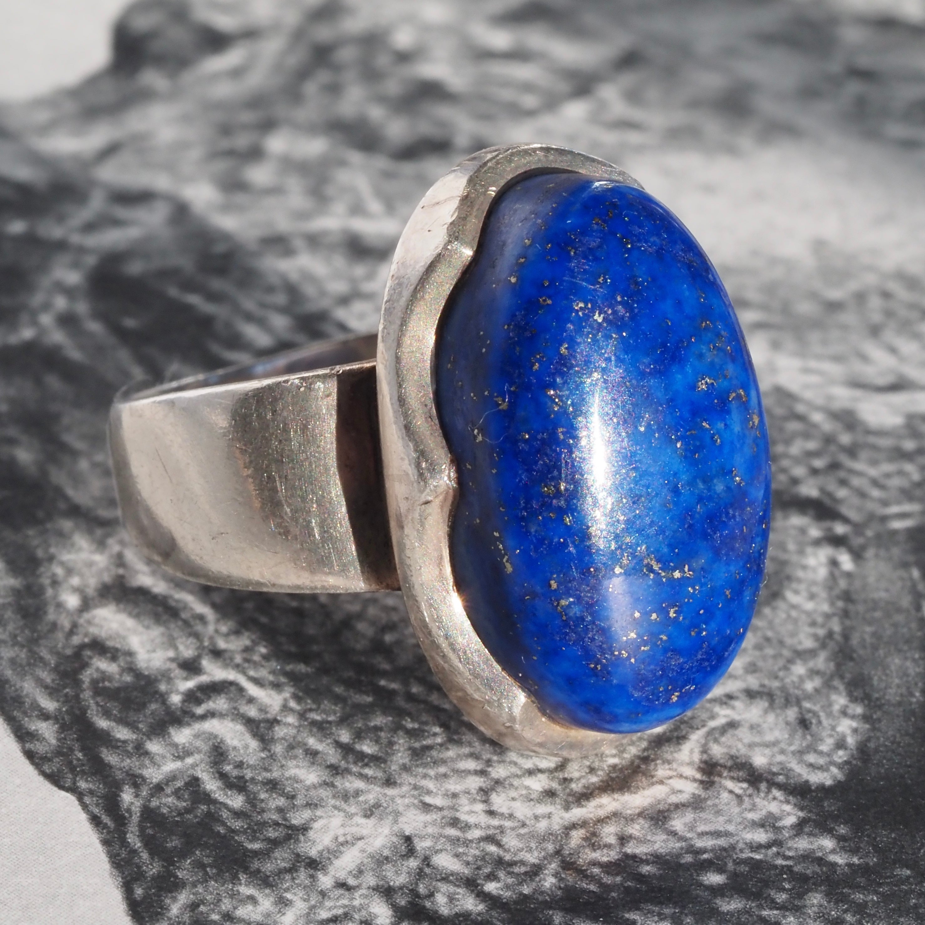 Vintage Chunky Lapis Sterling Silver Ring with Scalloped Bezel