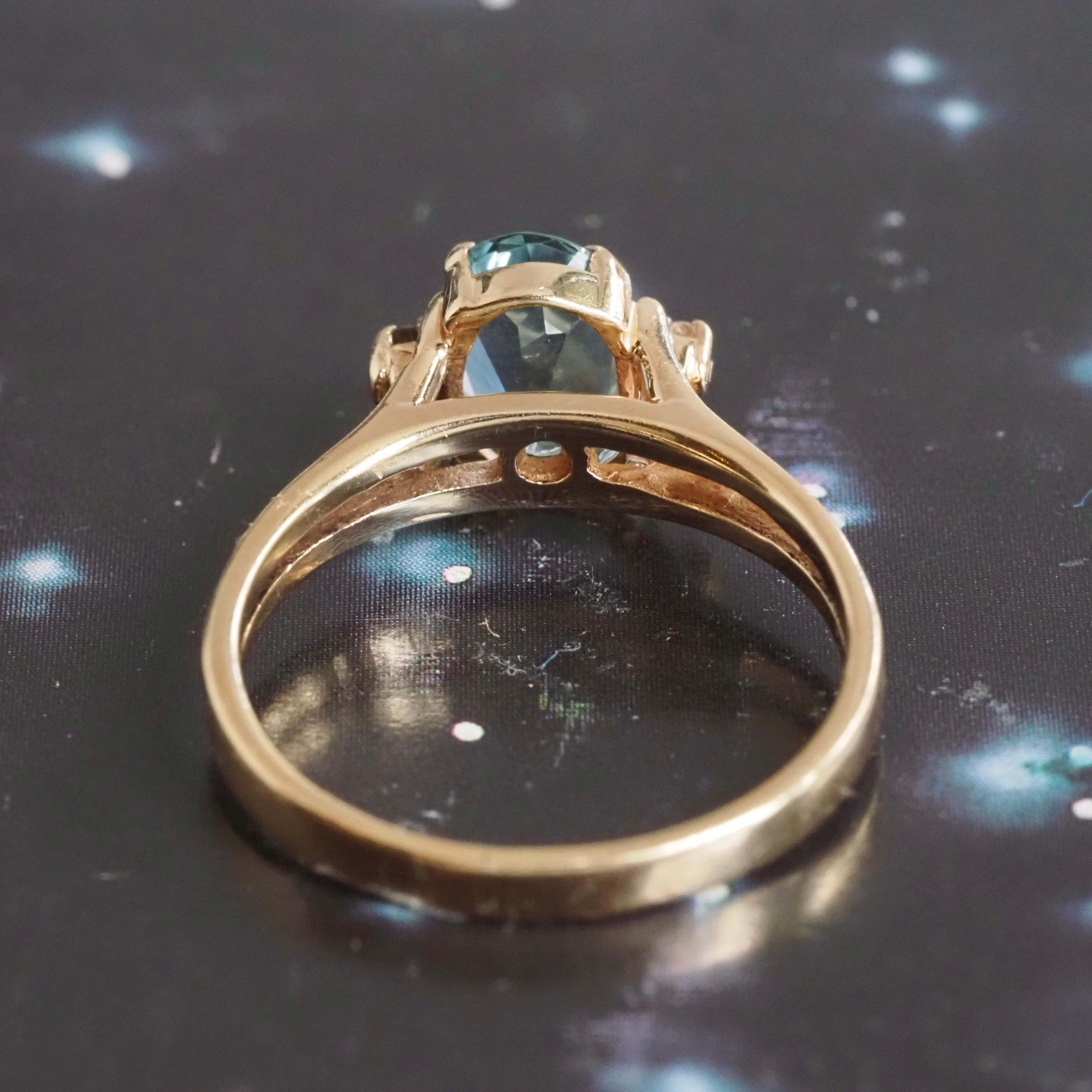 Vintage Aquamarine and Diamond 14k Gold Ring