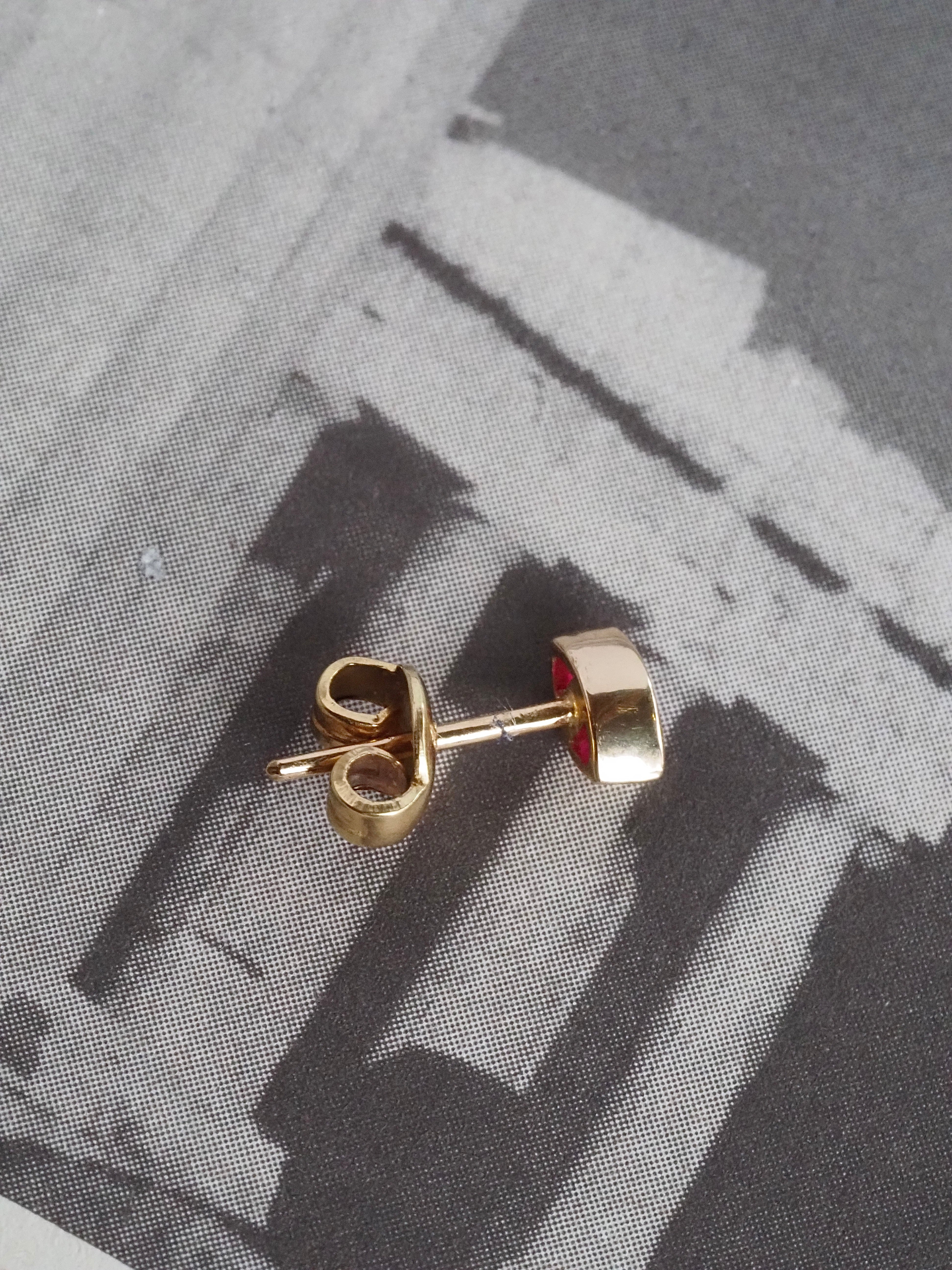 Vintage 18k Gold Ruby Studs