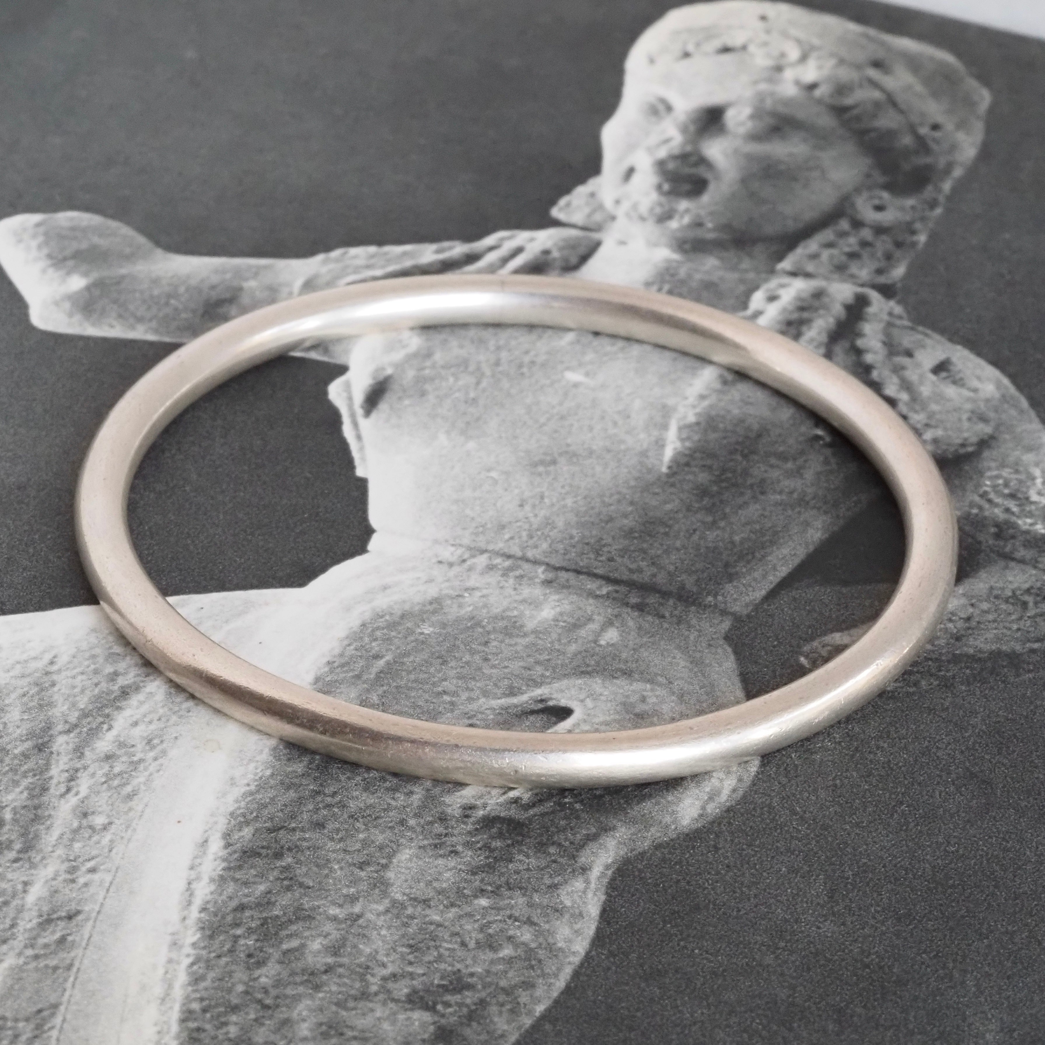 Vintage English Solid Sterling Silver Bangle Bracelet