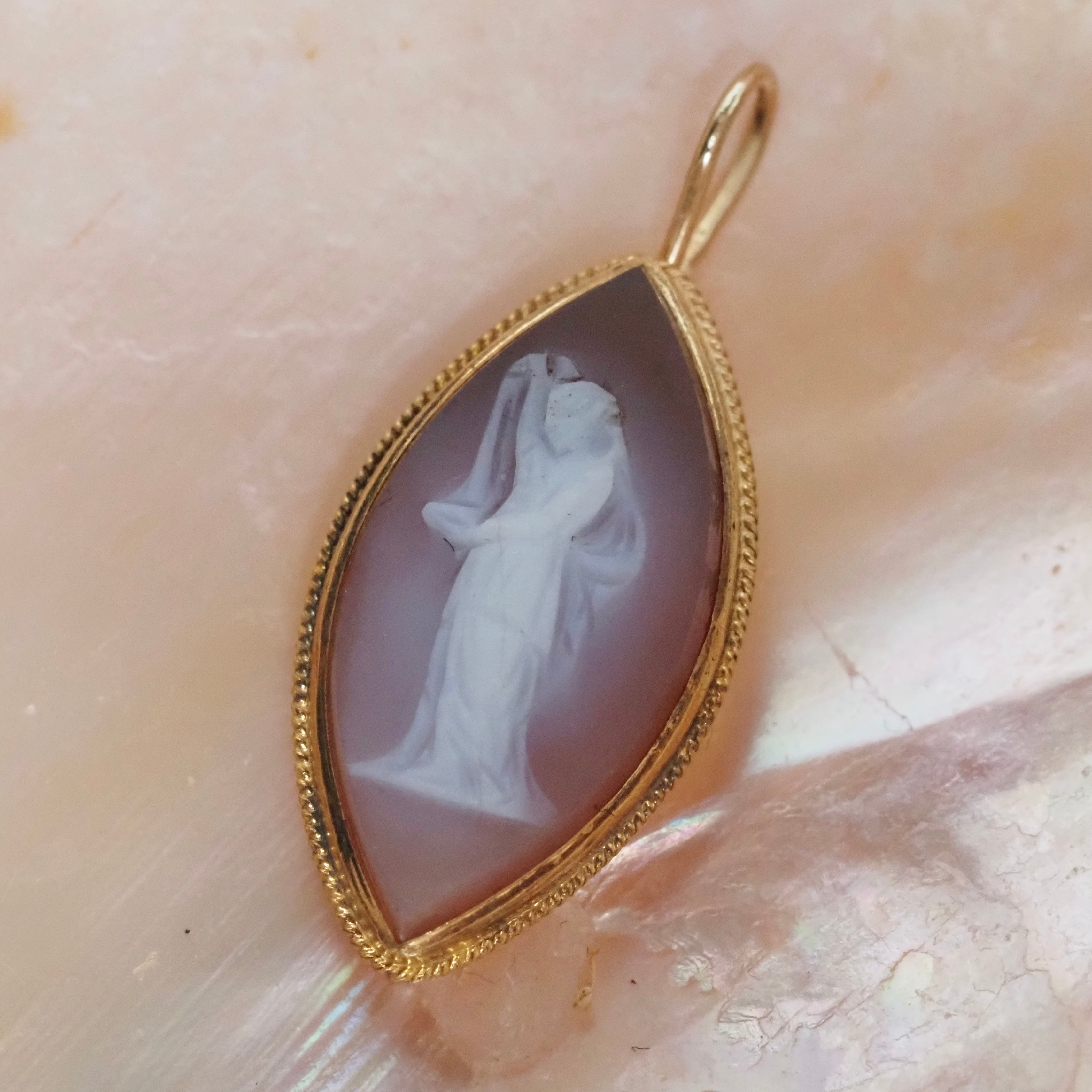 Antique Victorian Hardstone Cameo Marquise 14k Gold Pendant