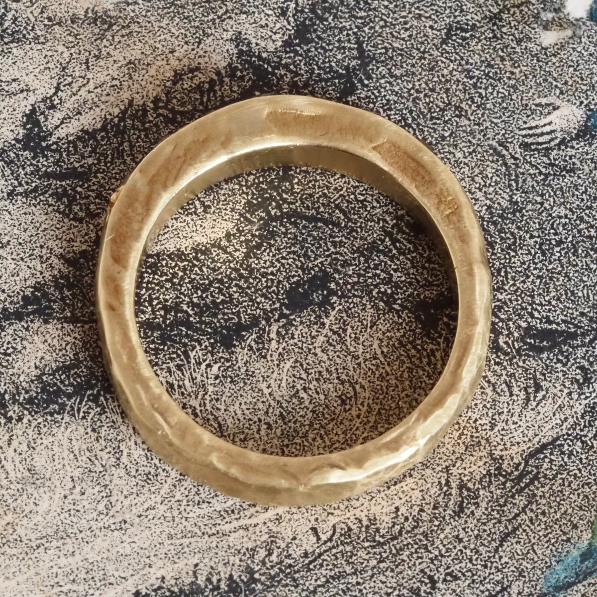 Rose Cut Diamond 18k Gold Hammered Half Eternity Band