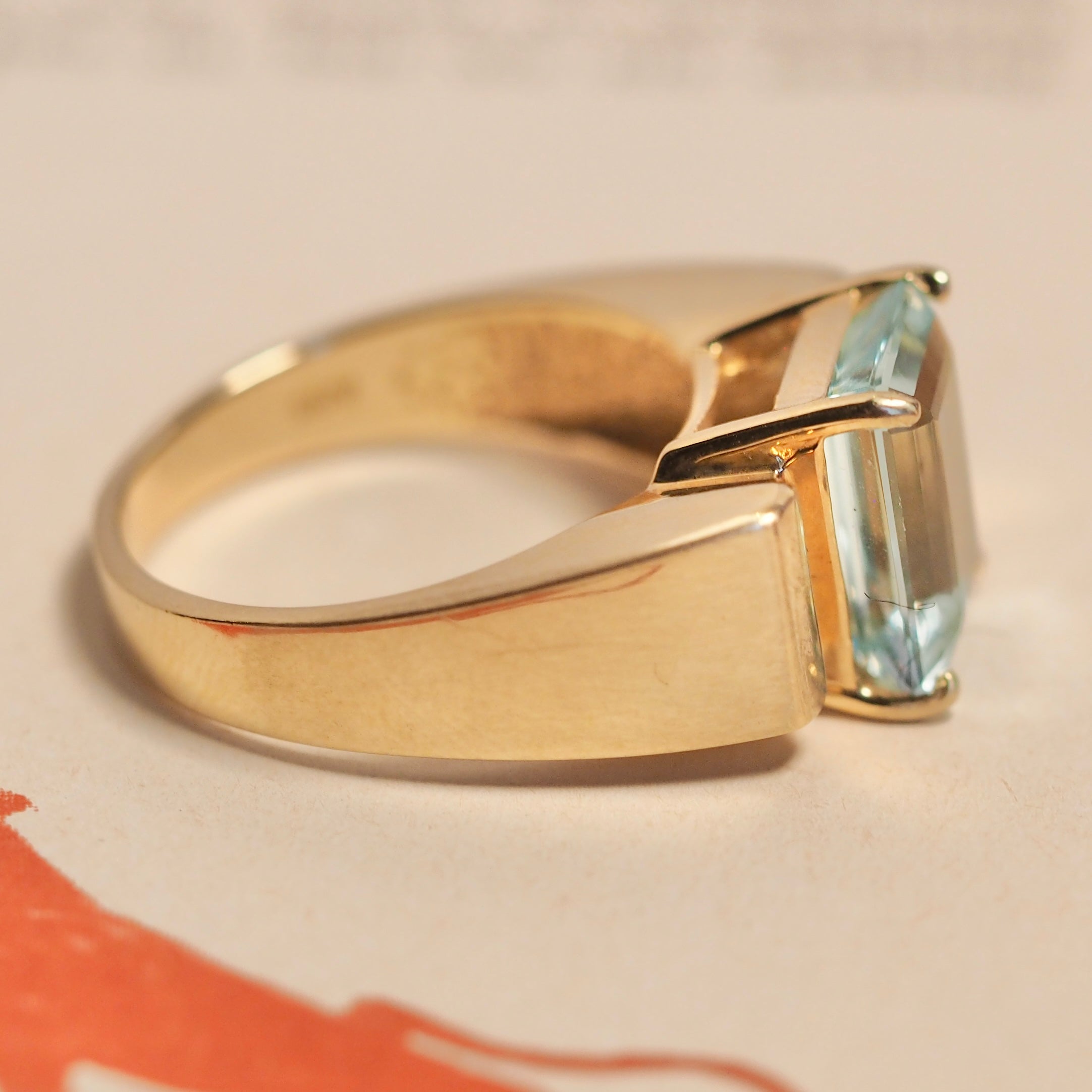 Vintage Modernist 14k Gold Aquamarine Ring