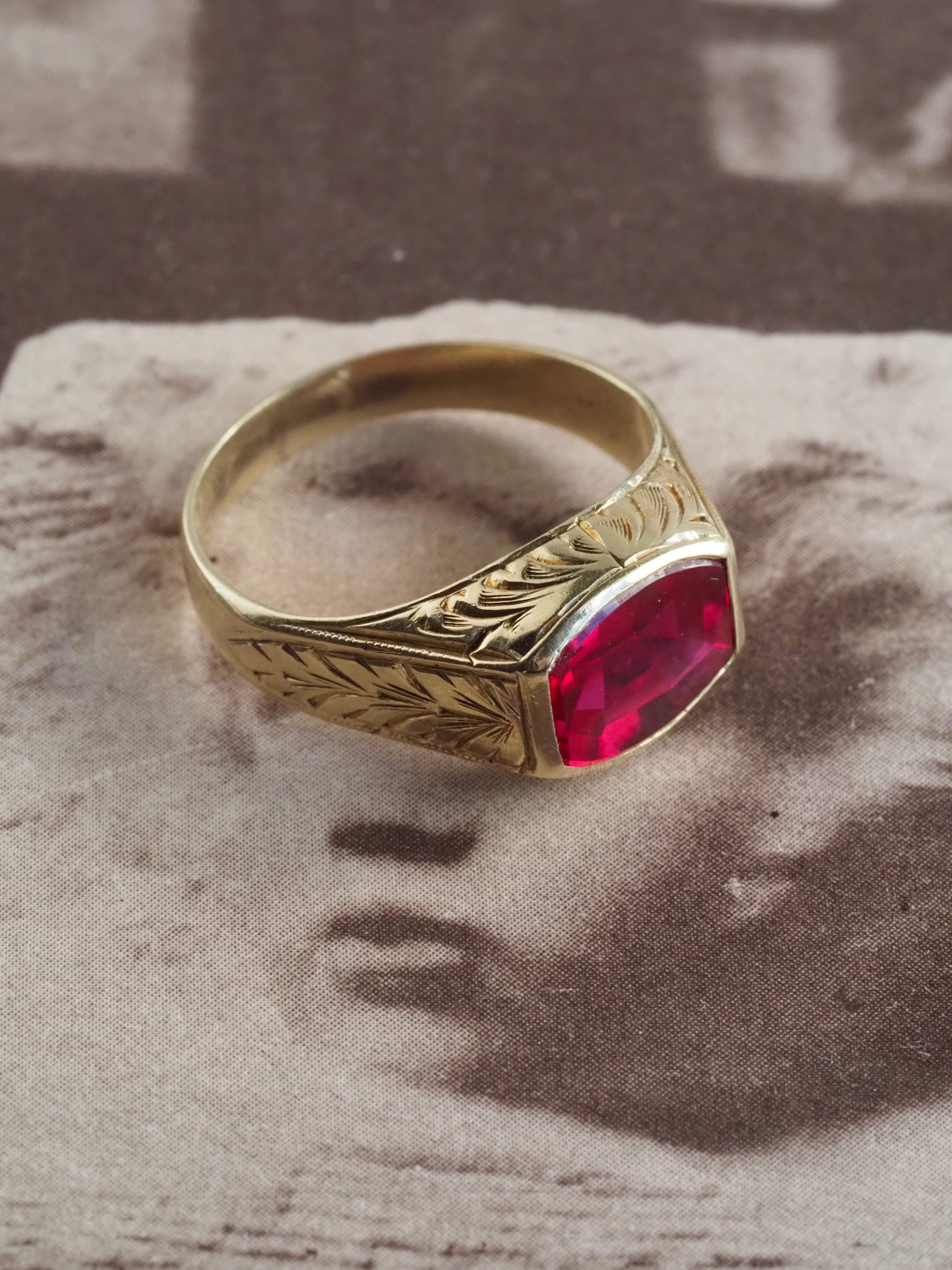 Art Deco 14k Gold Buff Cut Ruby Signet Ring