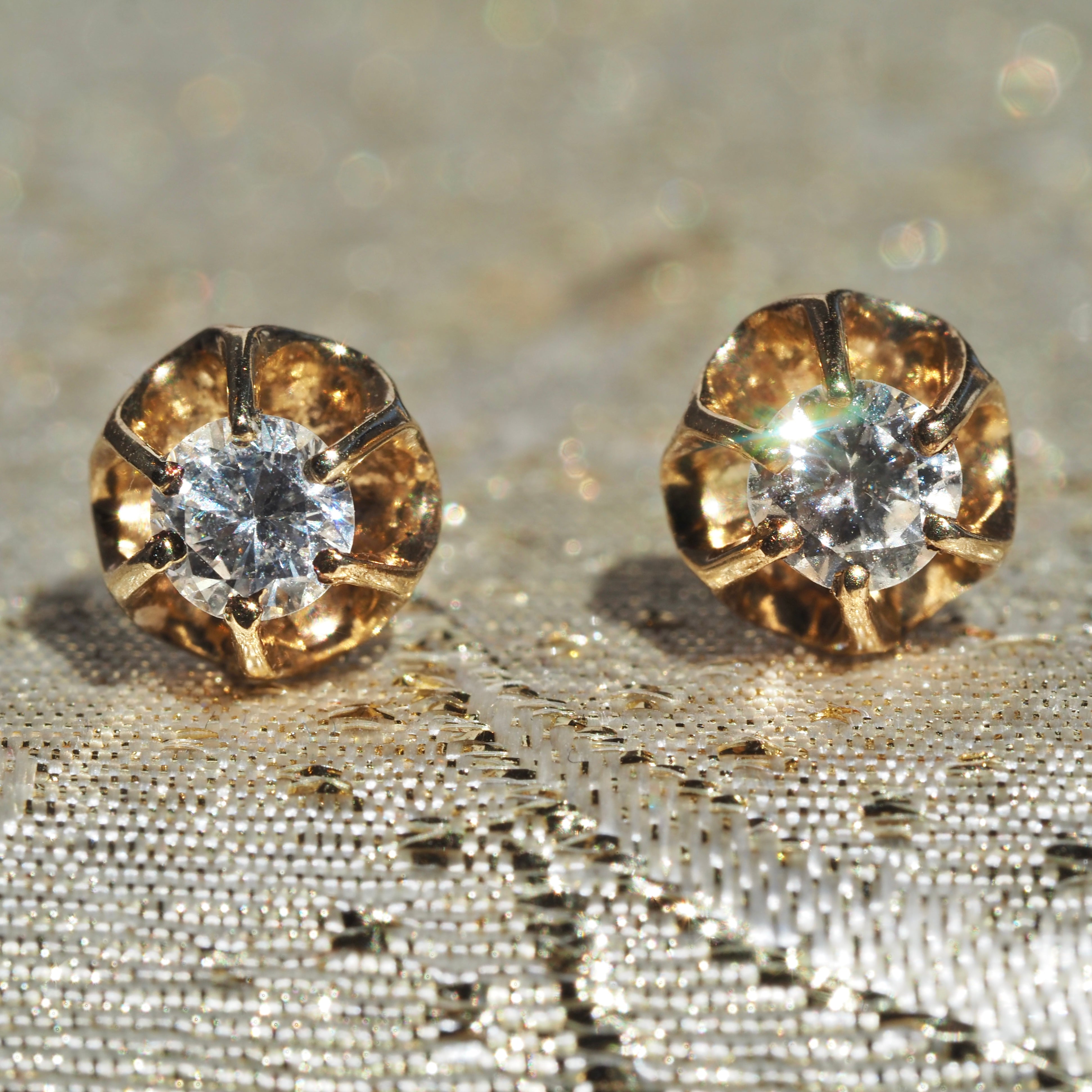 Vintage Round Brilliant Cut Diamond Buttercup 14k Gold Earrings
