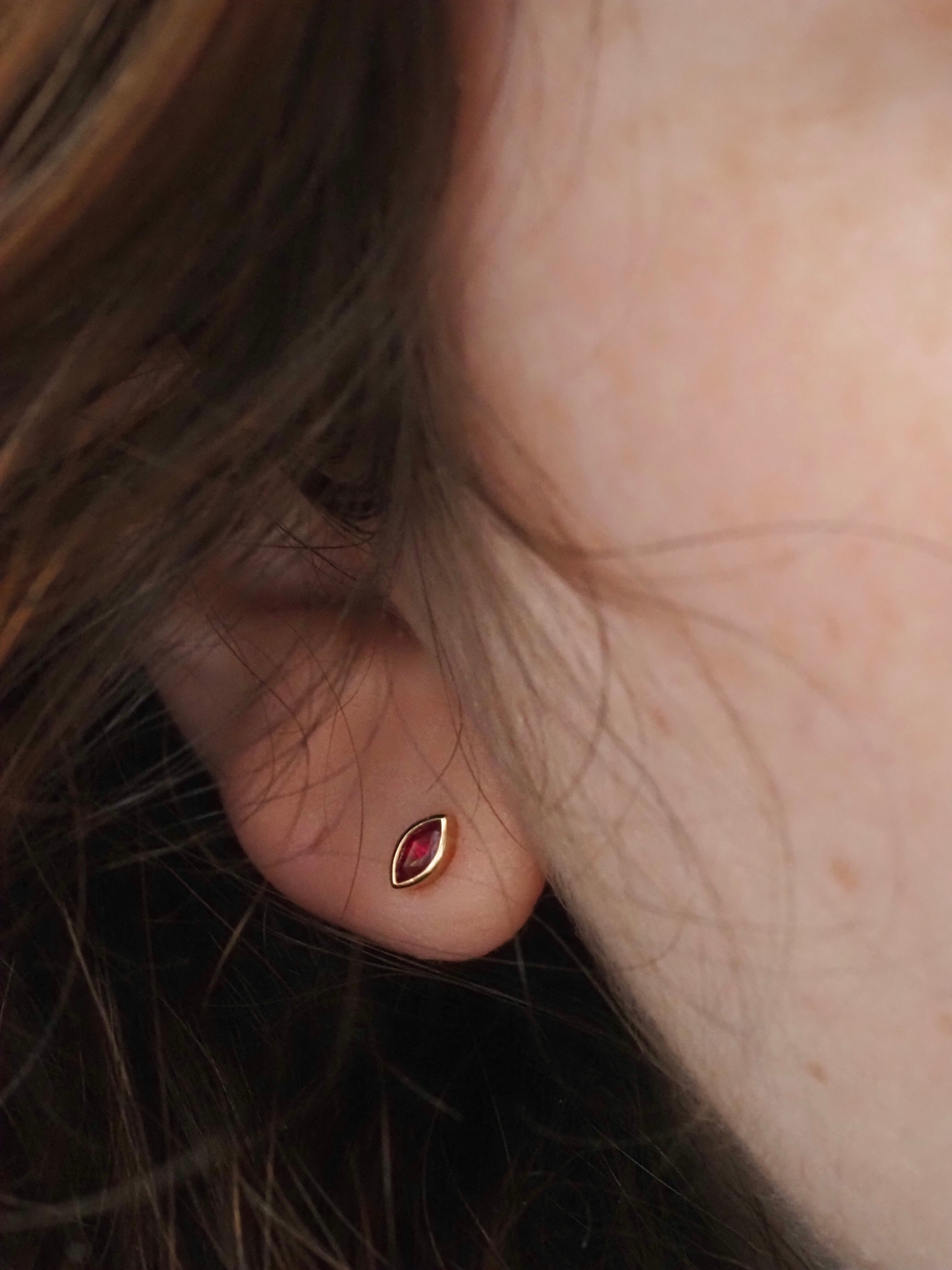 Vintage 18k Gold Ruby Studs