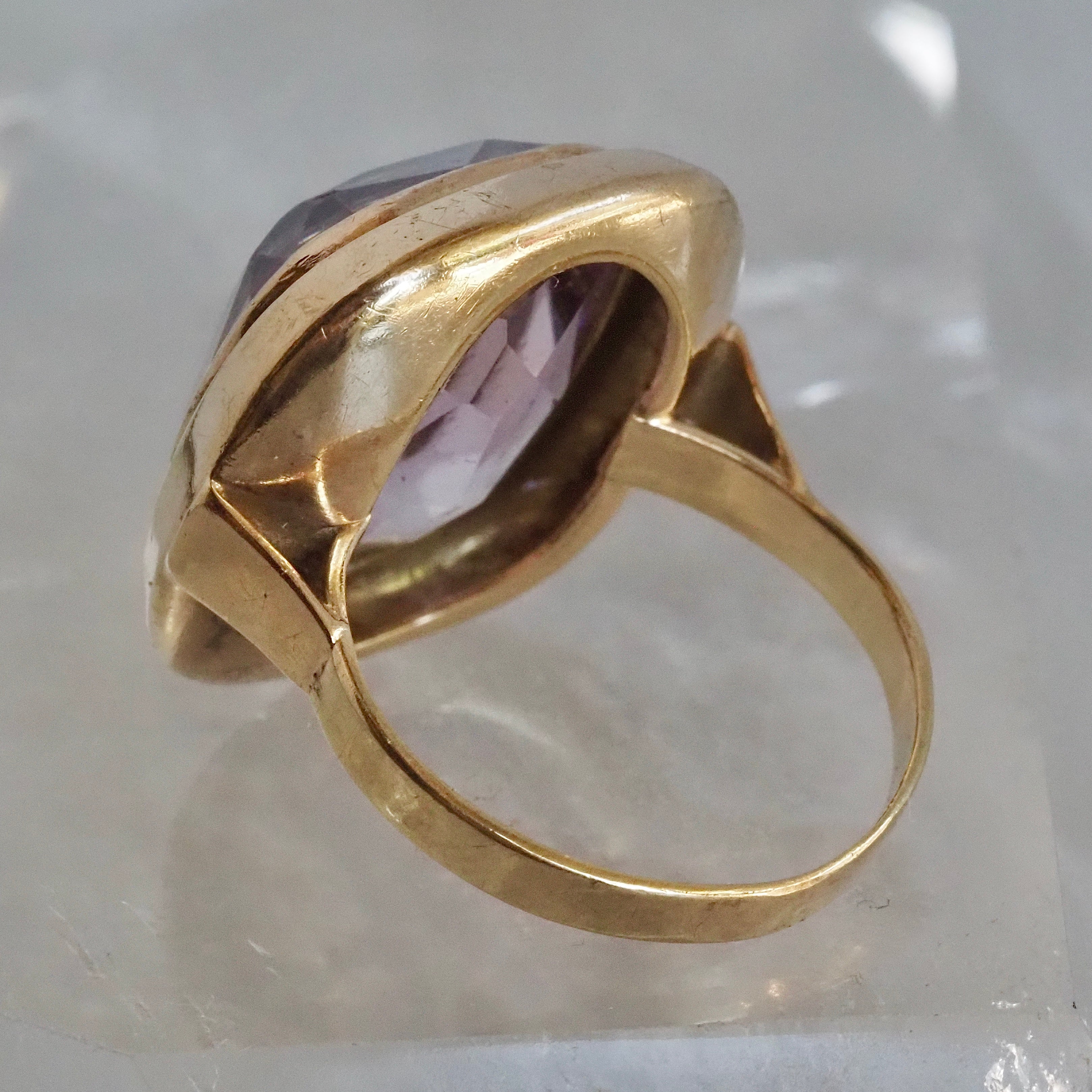 Vintage 1930s/1940s 8k Gold Amethyst Ring