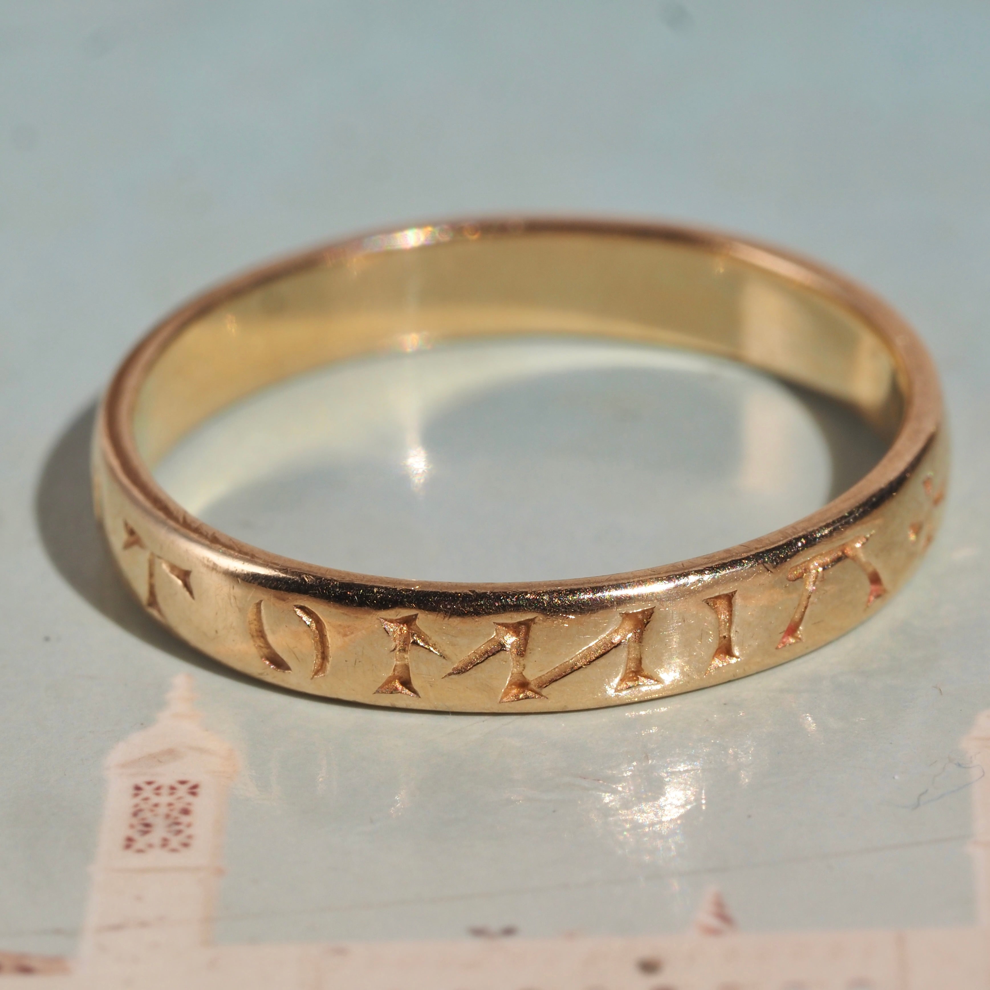 Vintage "Omnia Vincit Amor/Love Conquers All" Hand-Engraved 14k Gold Band