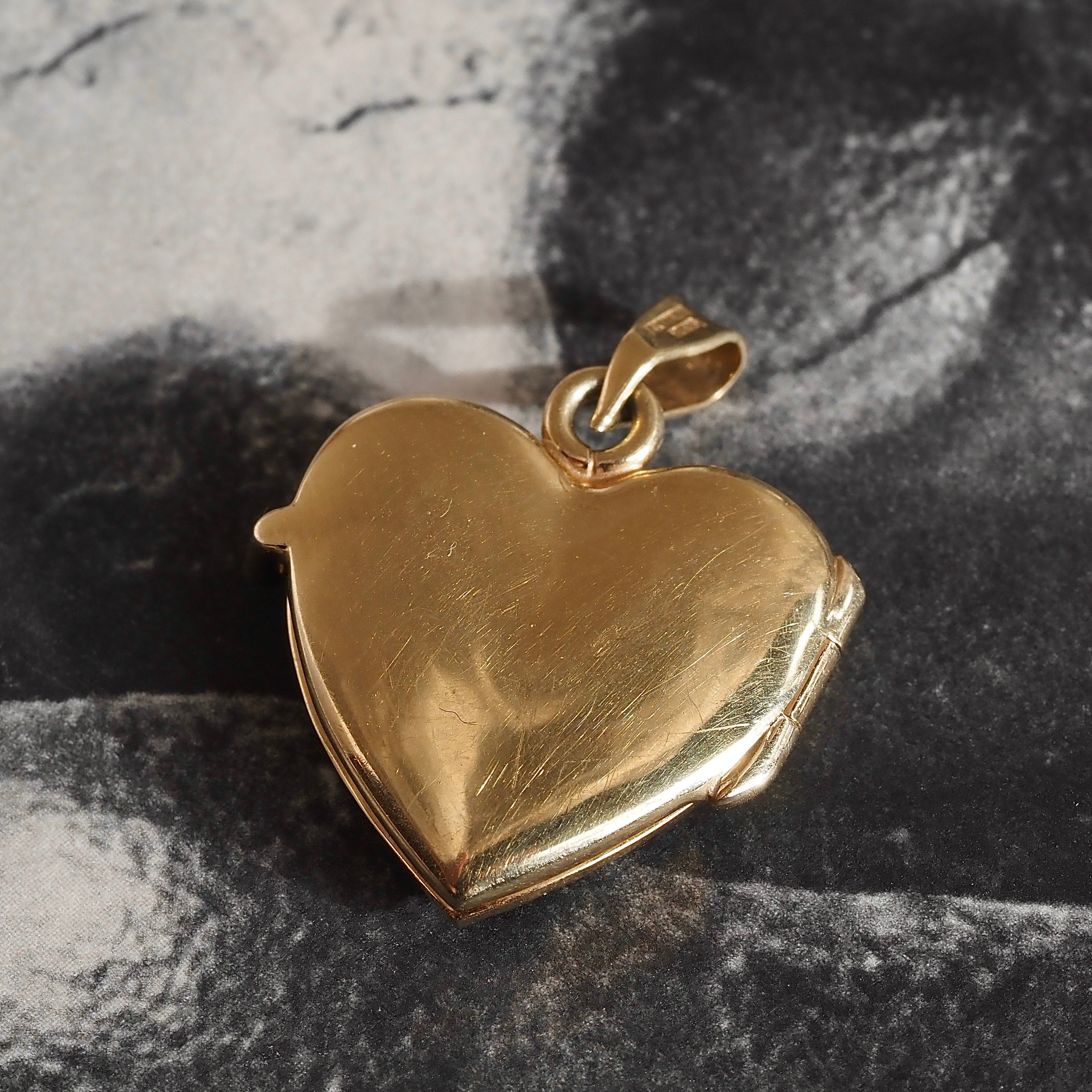 Vintage Italian Heart 14k Gold Locket
