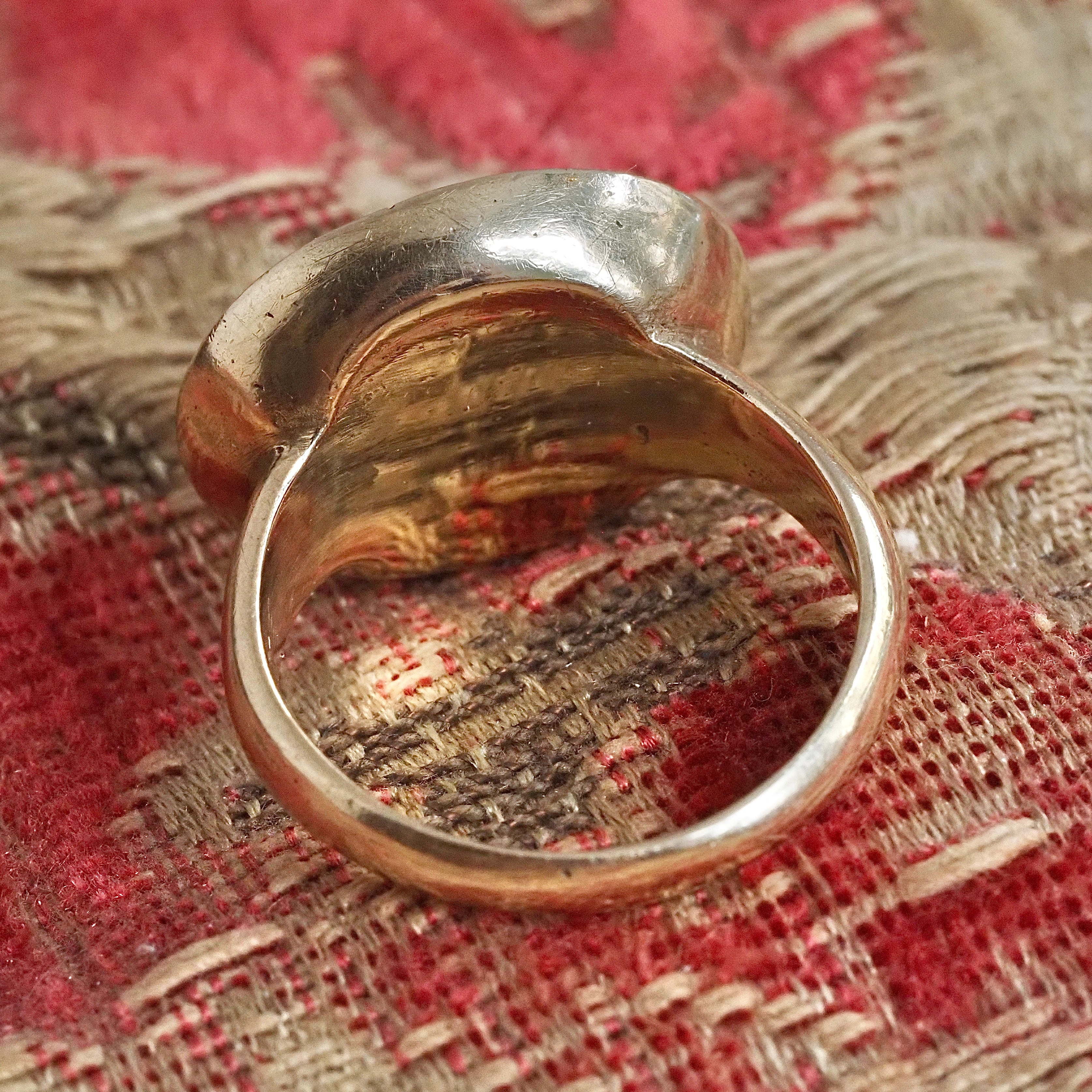 Antique Amethyst Zeus Intaglio in Vintage English 9k Gold Ring