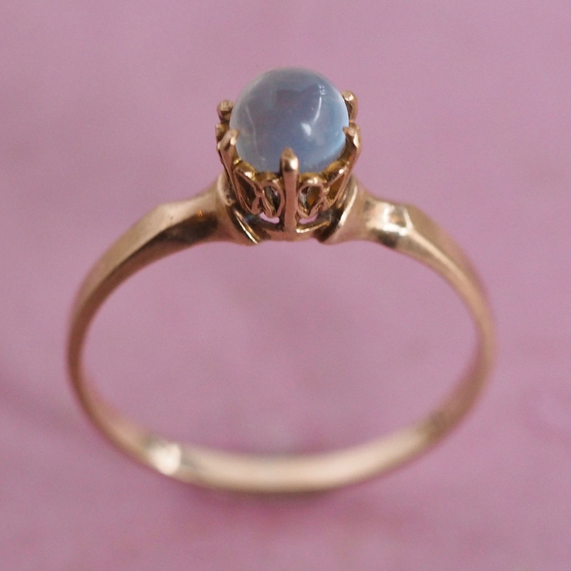 Antique Victorian 10k Gold Moonstone Sphere Ring