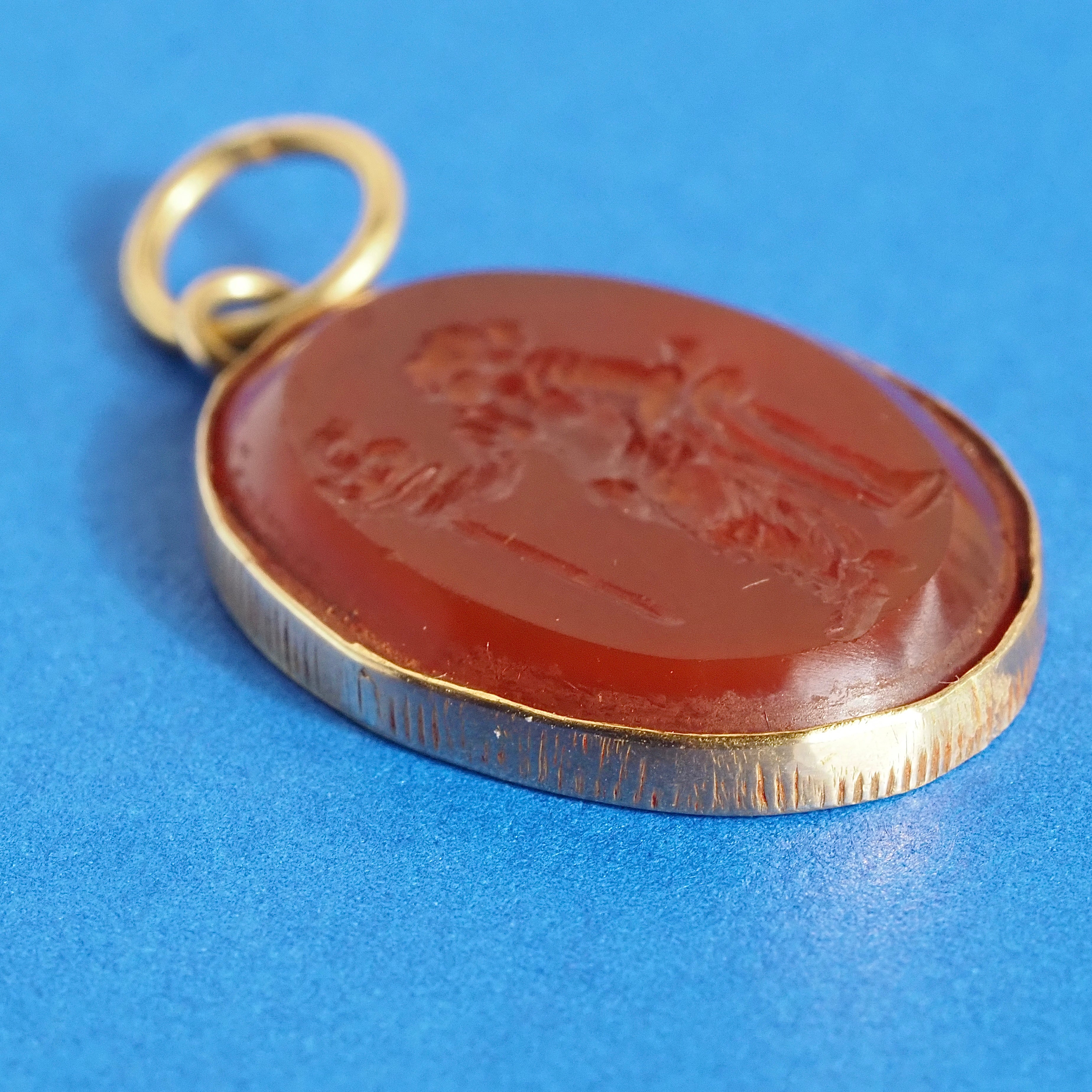 Antique Carnelian Figurative Intaglio 18k Gold Pendant