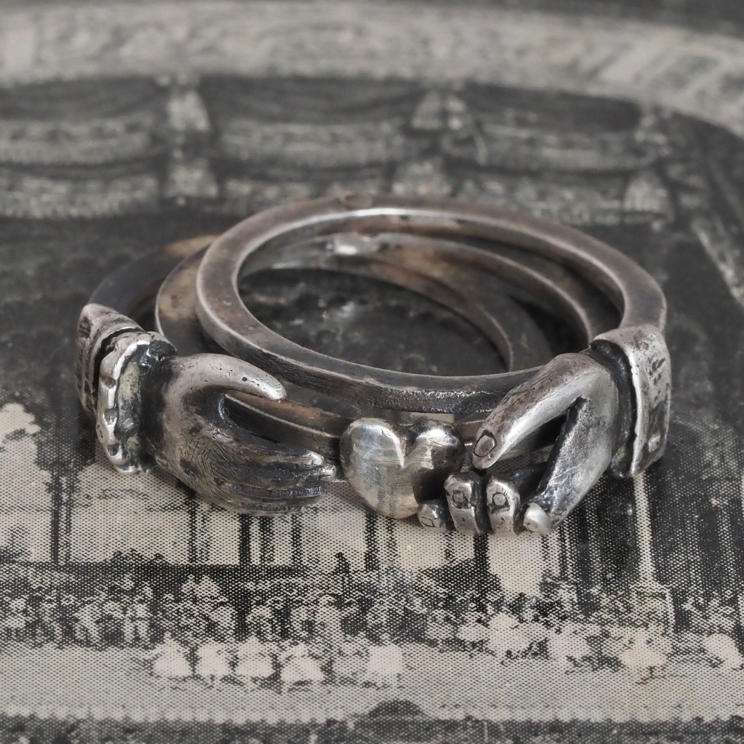 Antique Sterling Silver Fede Ring