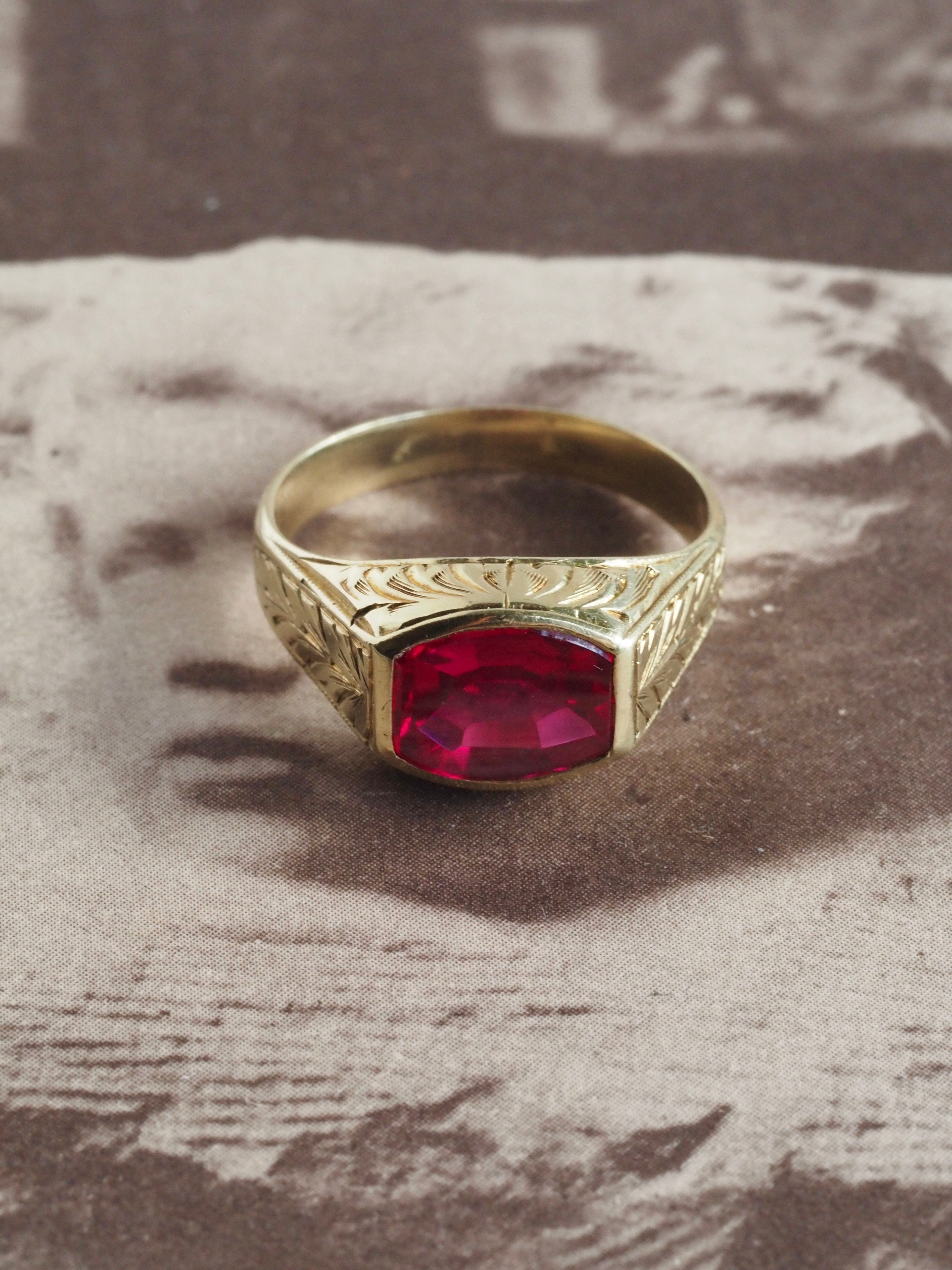 Art Deco 14k Gold Buff Cut Ruby Signet Ring