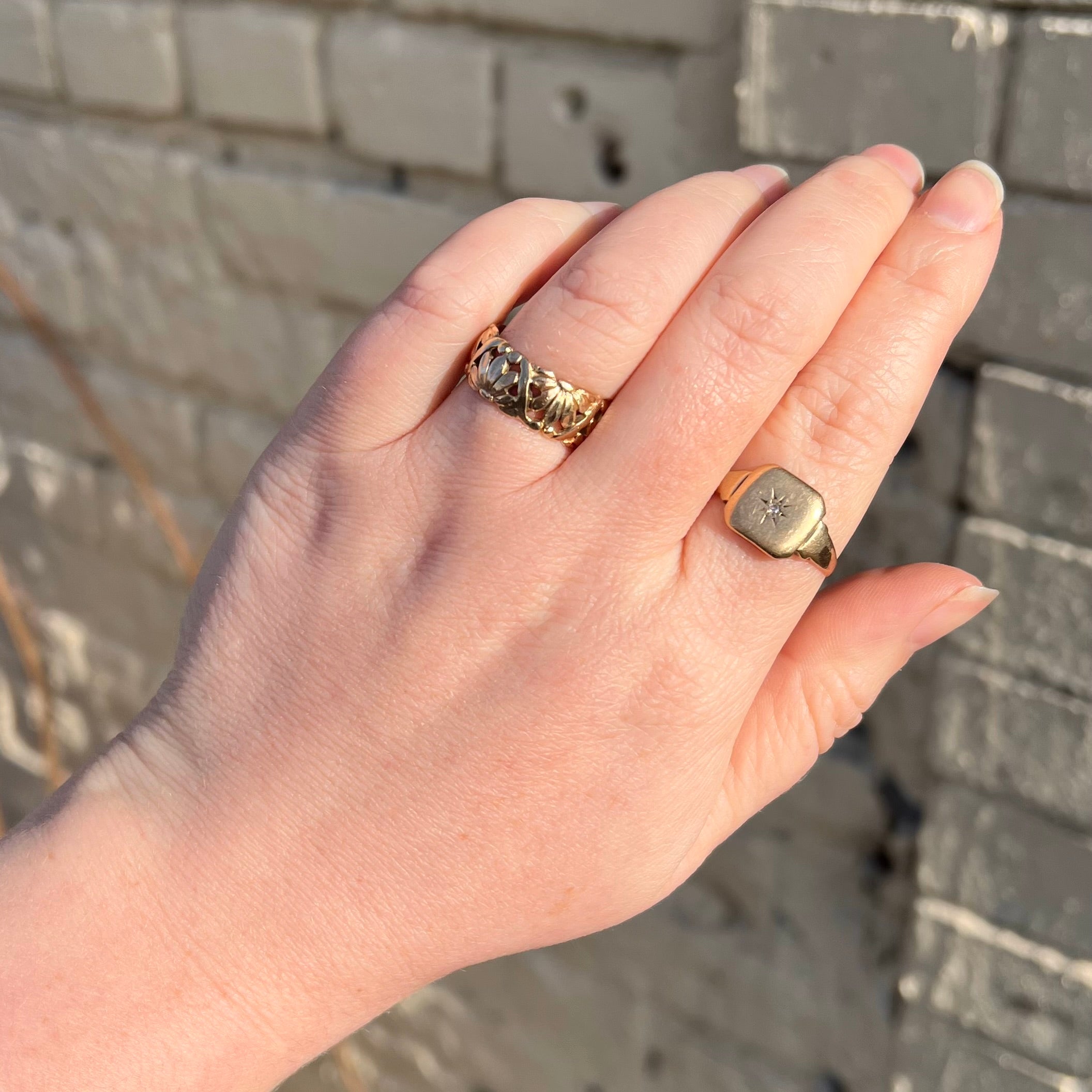 Vintage English Diamond Starburst 9k Gold Signet Ring