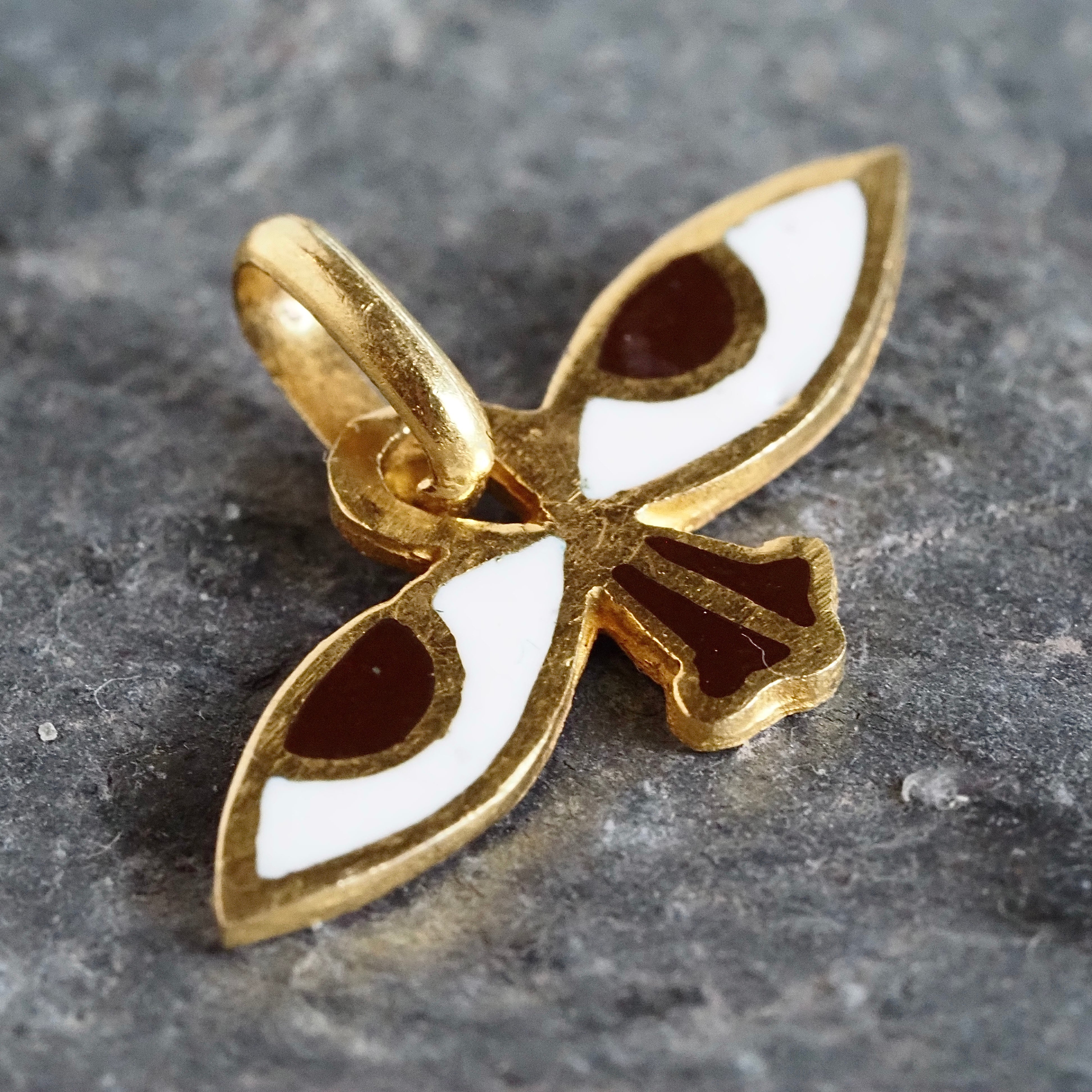 Vintage Enamel and 18k Gold Eye Pendant