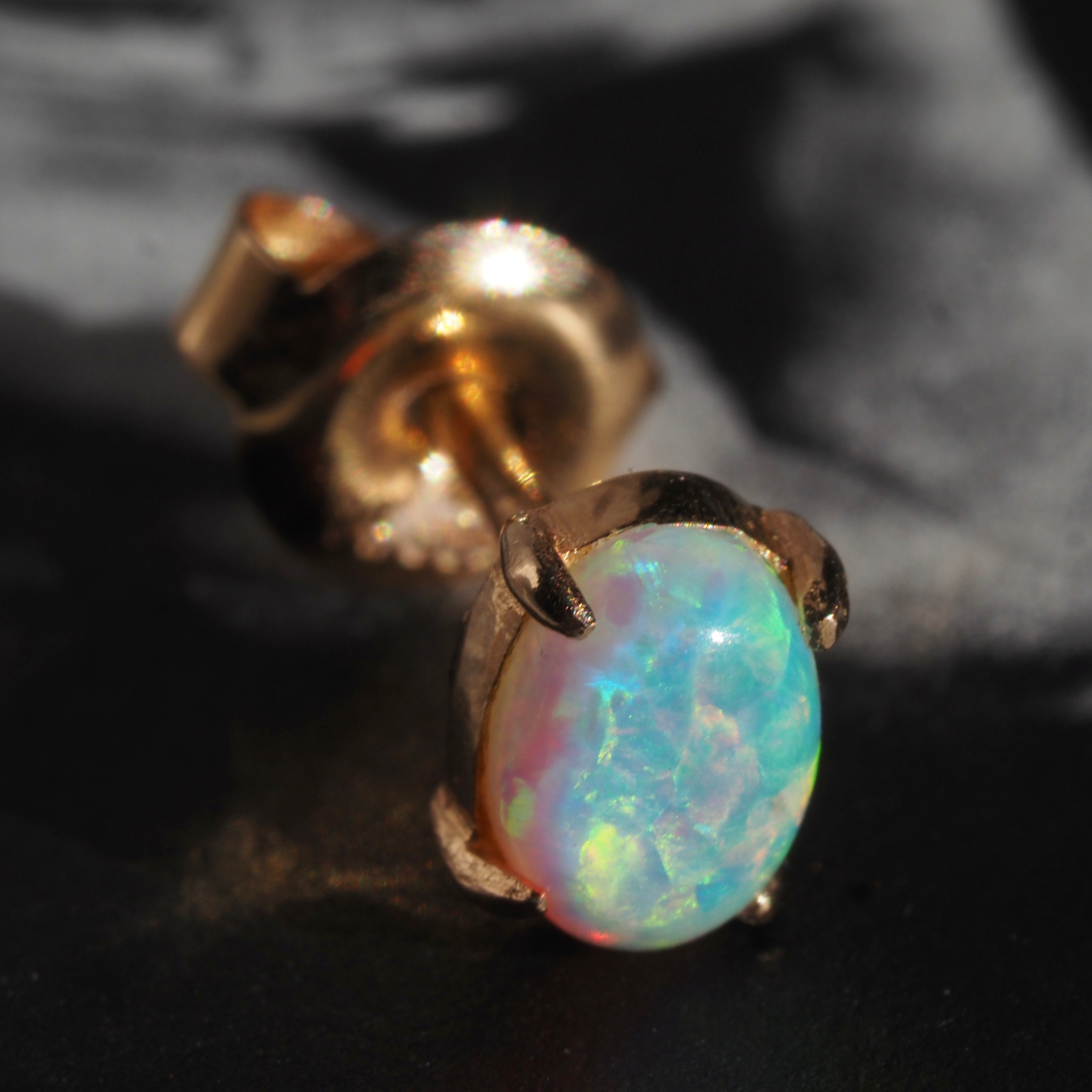 Vintage 14k Gold Opal Stud Earrings