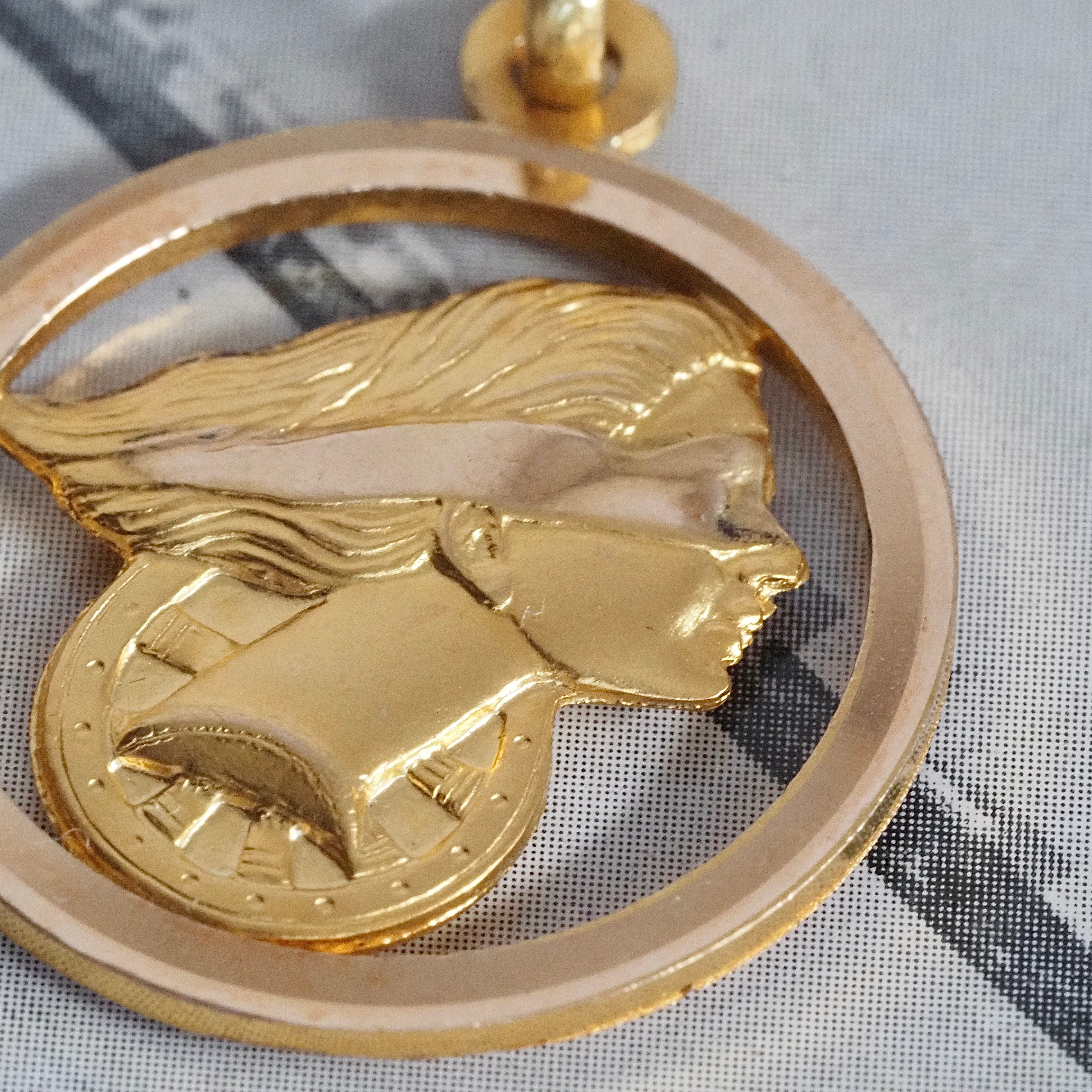 Vintage Italian Fortuna Bloomed 18k Gold Pendant