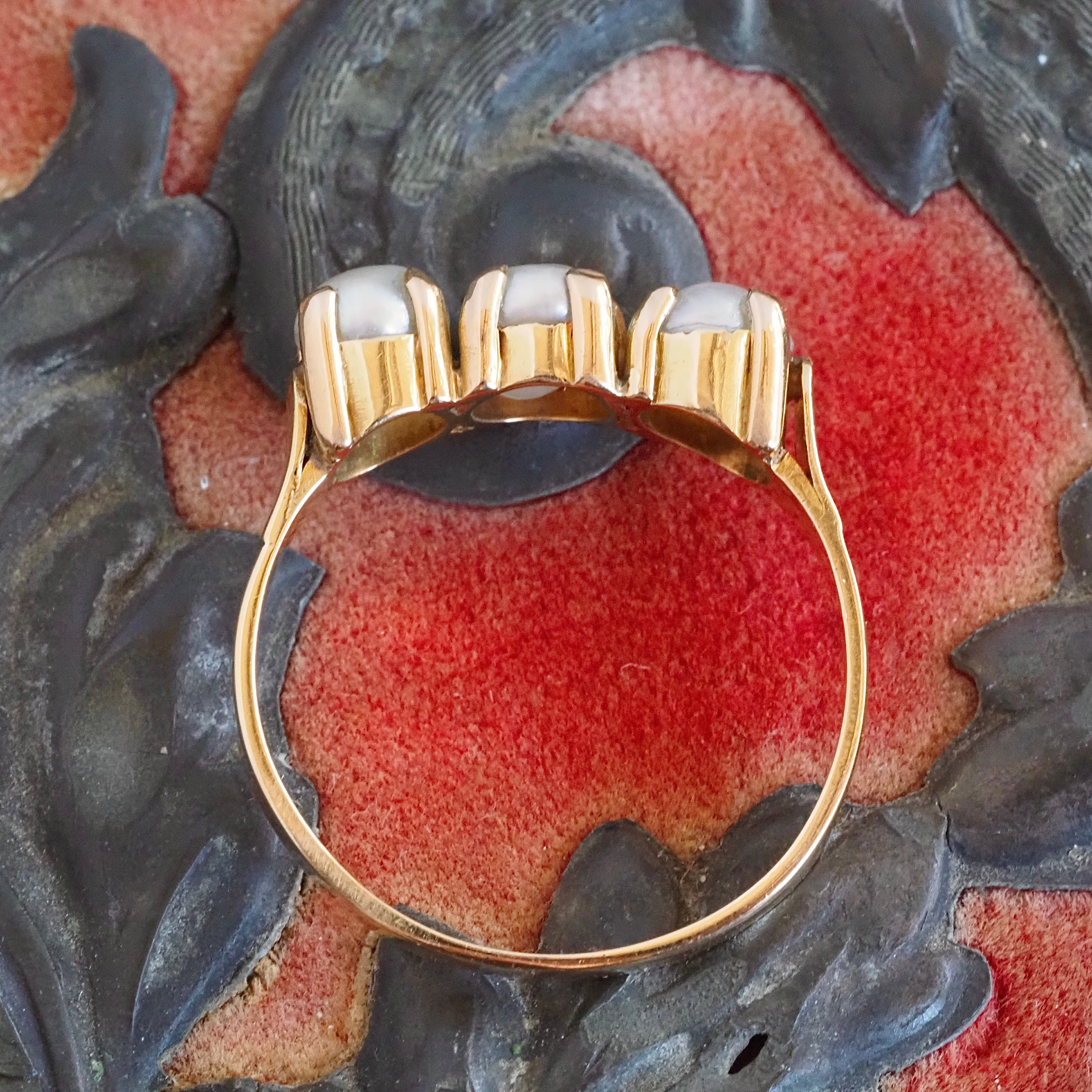 Vintage Baroque Pearl Trilogy 18k Gold Ring