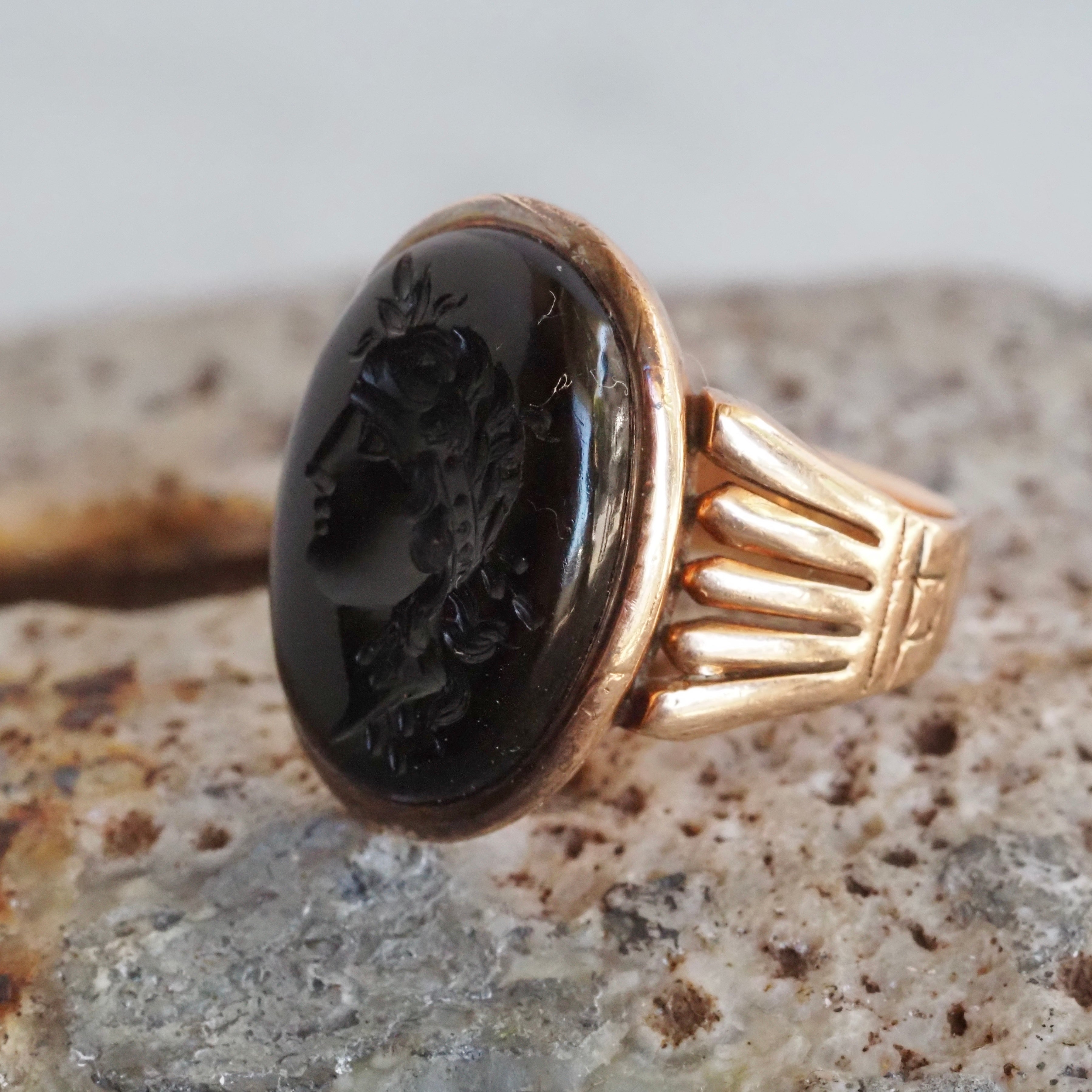 Antique Victorian 14k Rose Gold Artemis Intaglio Onyx Ring