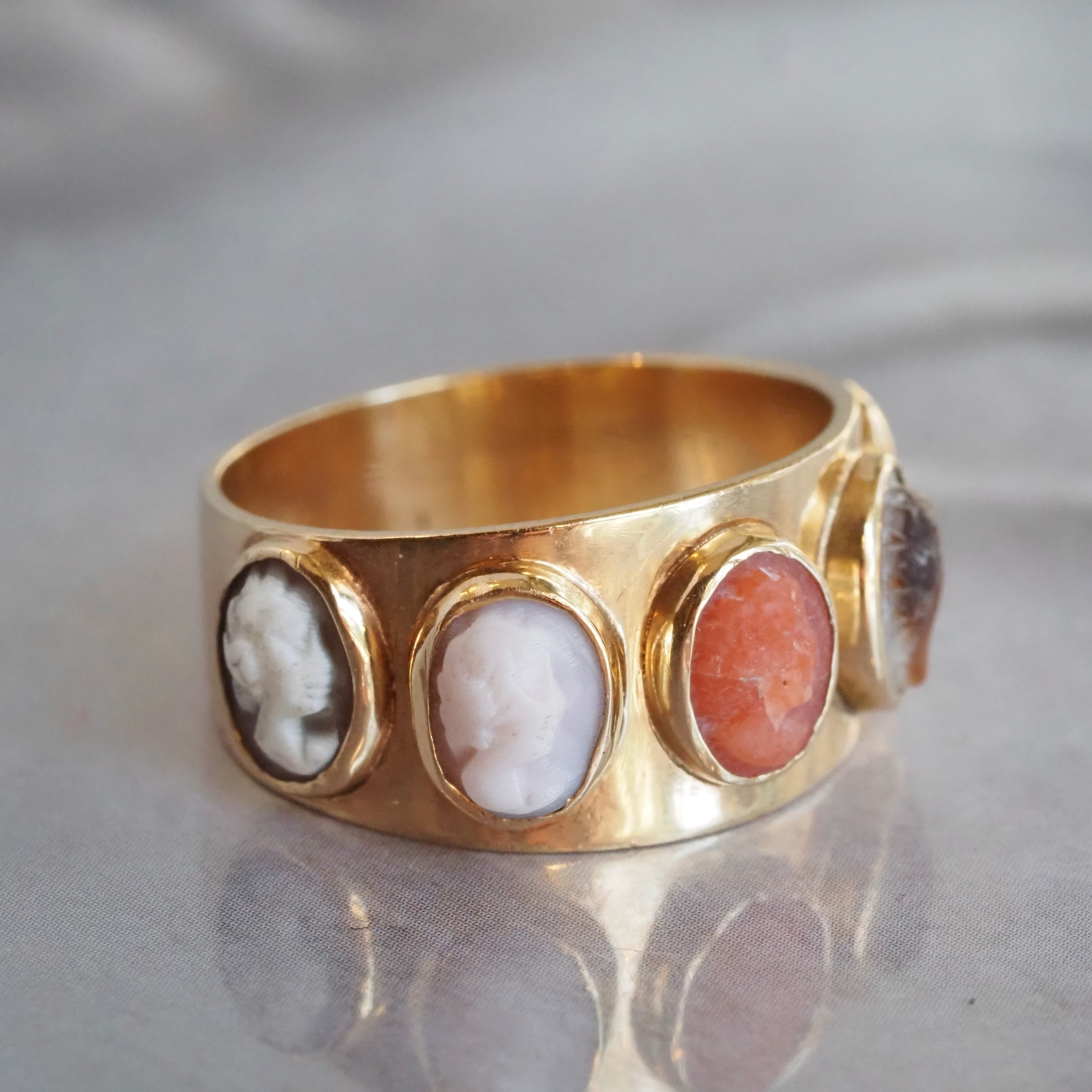 Vintage Cameo Coral Mother of Pearl and Shell 14k Gold Ring