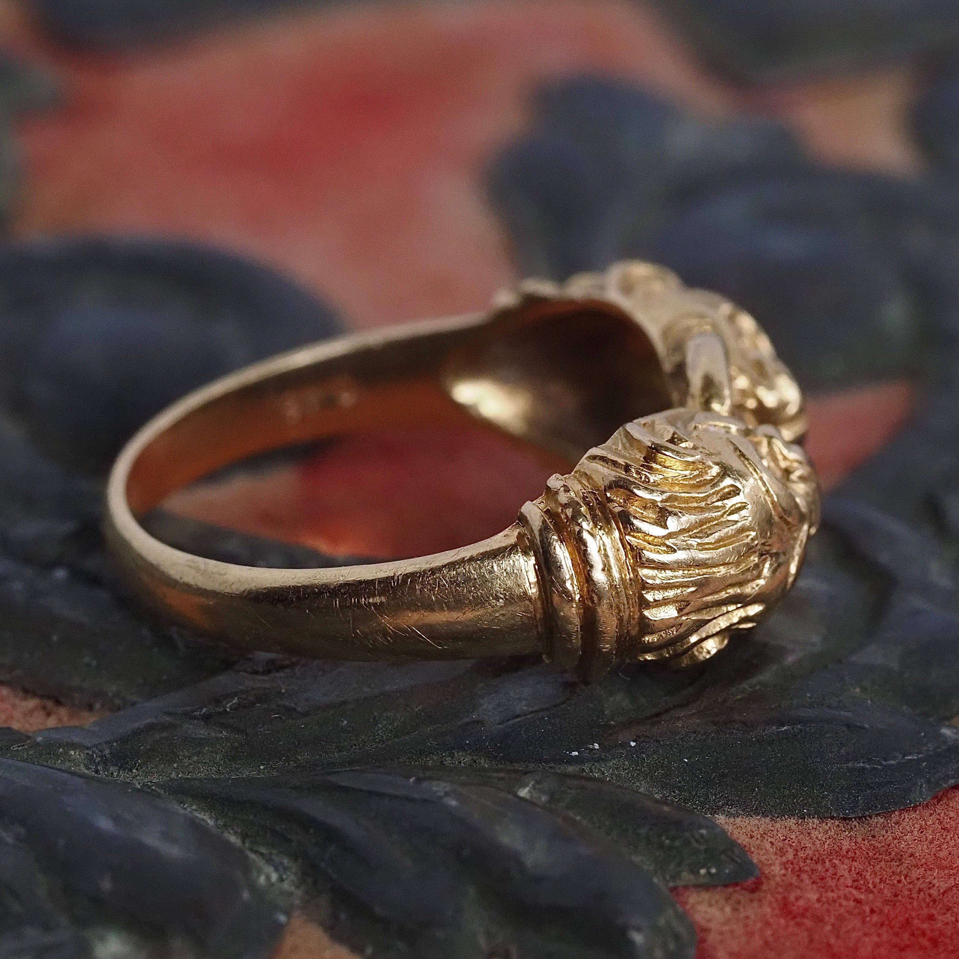 Vintage Ancient Style 18k Gold Double Lion Head Ring