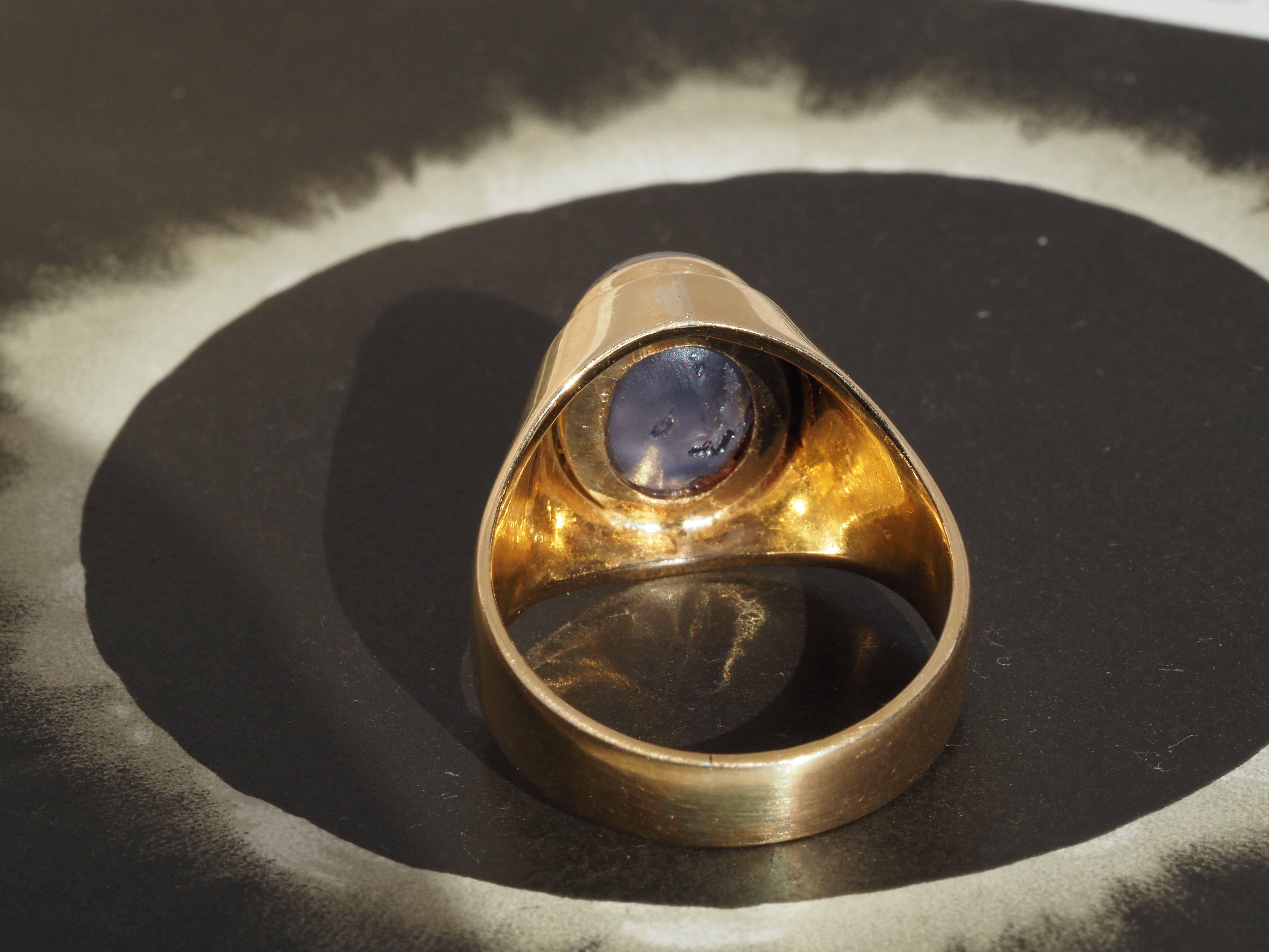 Vintage Natural Star Sapphire Cabochon 18k Gold Ring