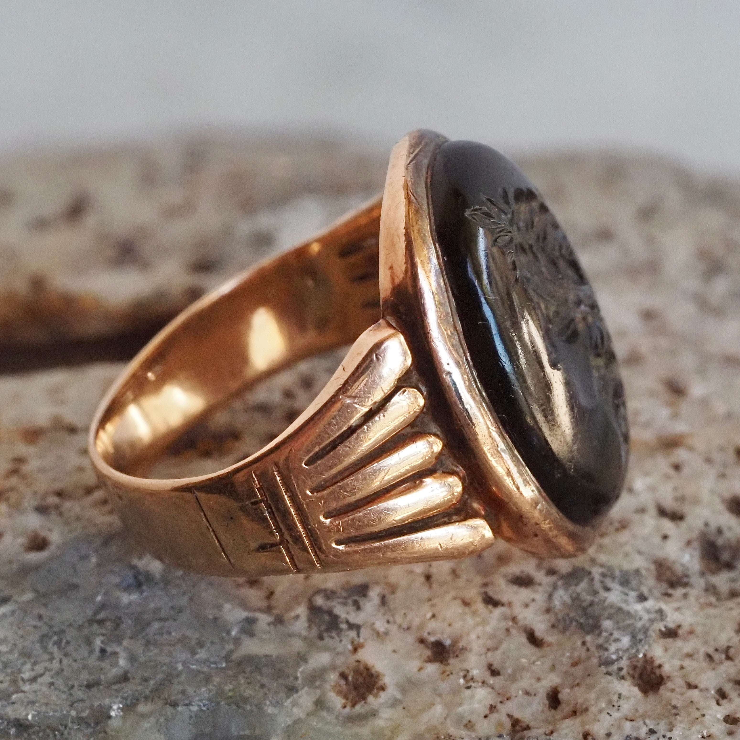 Antique Victorian 14k Rose Gold Artemis Intaglio Onyx Ring