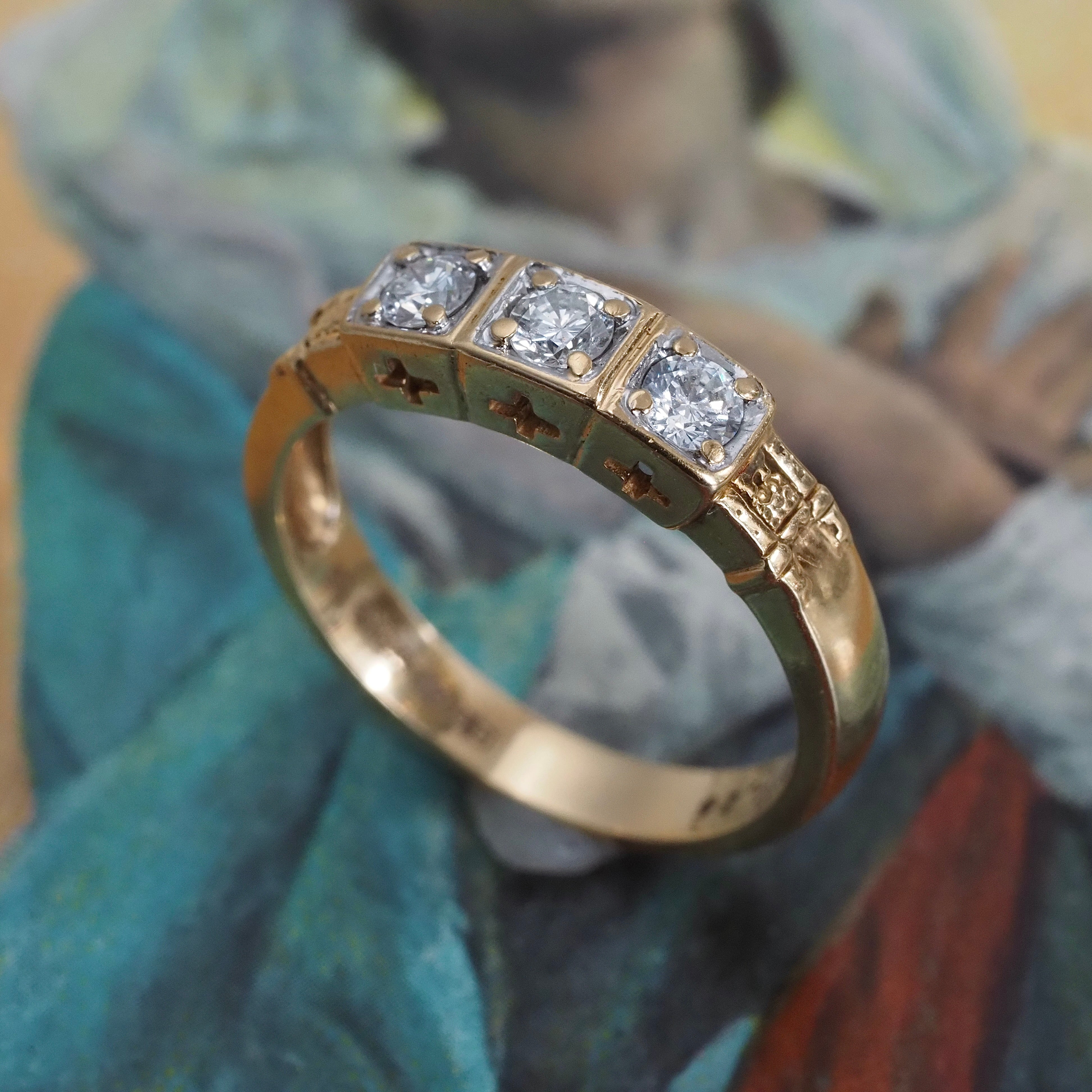 Vintage English Diamond Trilogy 18k Gold Castle Ring