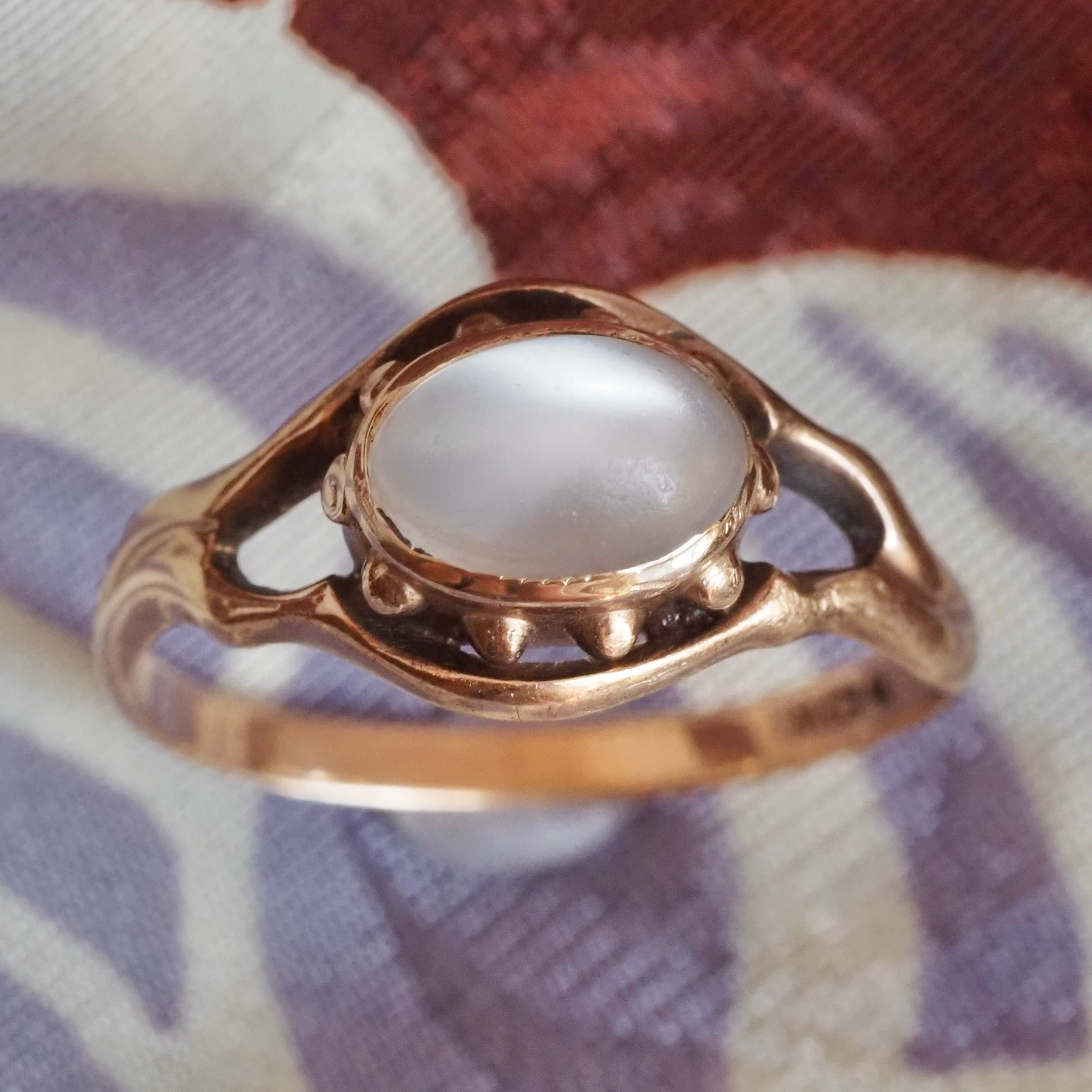 Antique Moonstone 10k Gold Ring