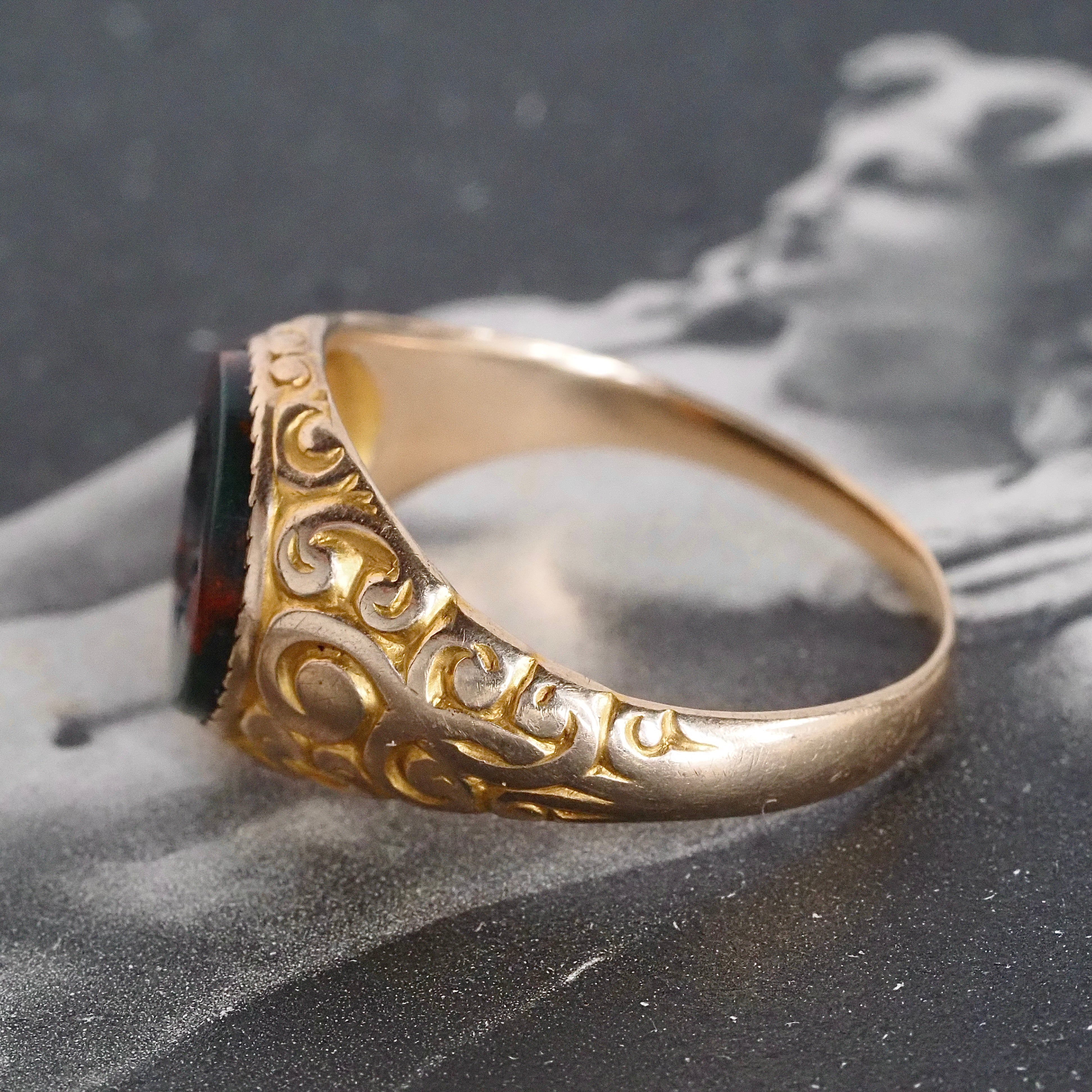 Antique Victorian Hermes/Mercury Intaglio Bloodstone 10k Gold Signet Ring