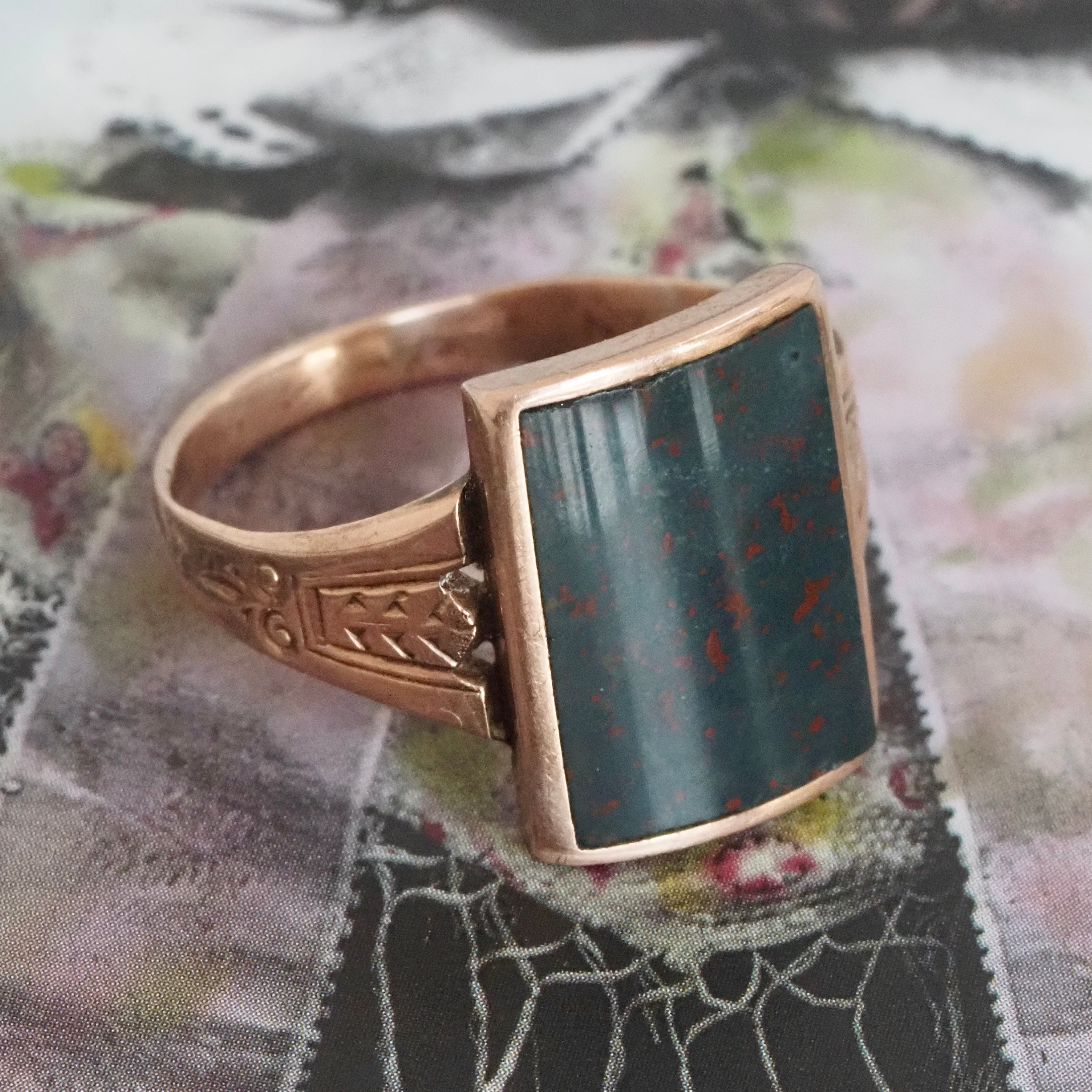Antique Bloodstone 10k Gold Signet Ring